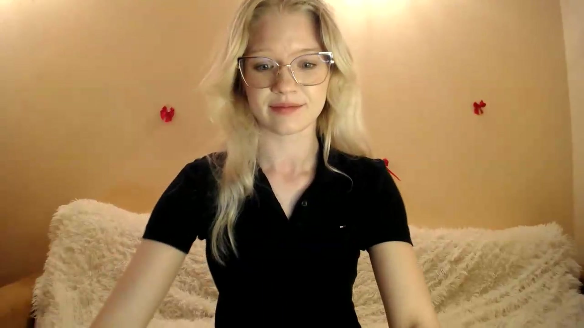 Gallery image thumbnail from Angel_baby's myfreecams stream on, 05/18/2026, 20:42 image 3 of 20
