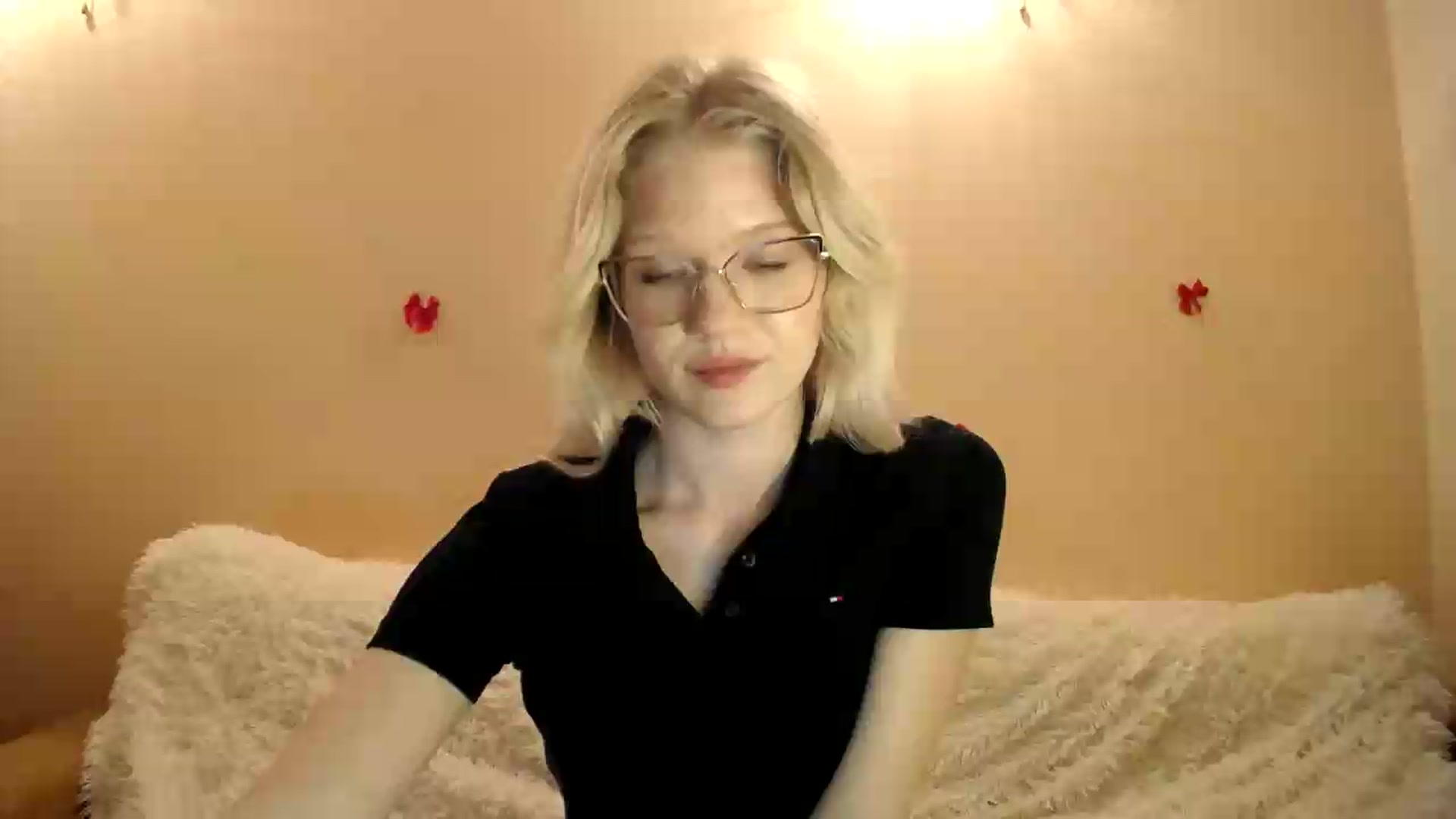 Gallery image thumbnail from Angel_baby's myfreecams stream on, 05/18/2026, 20:42 image 6 of 20
