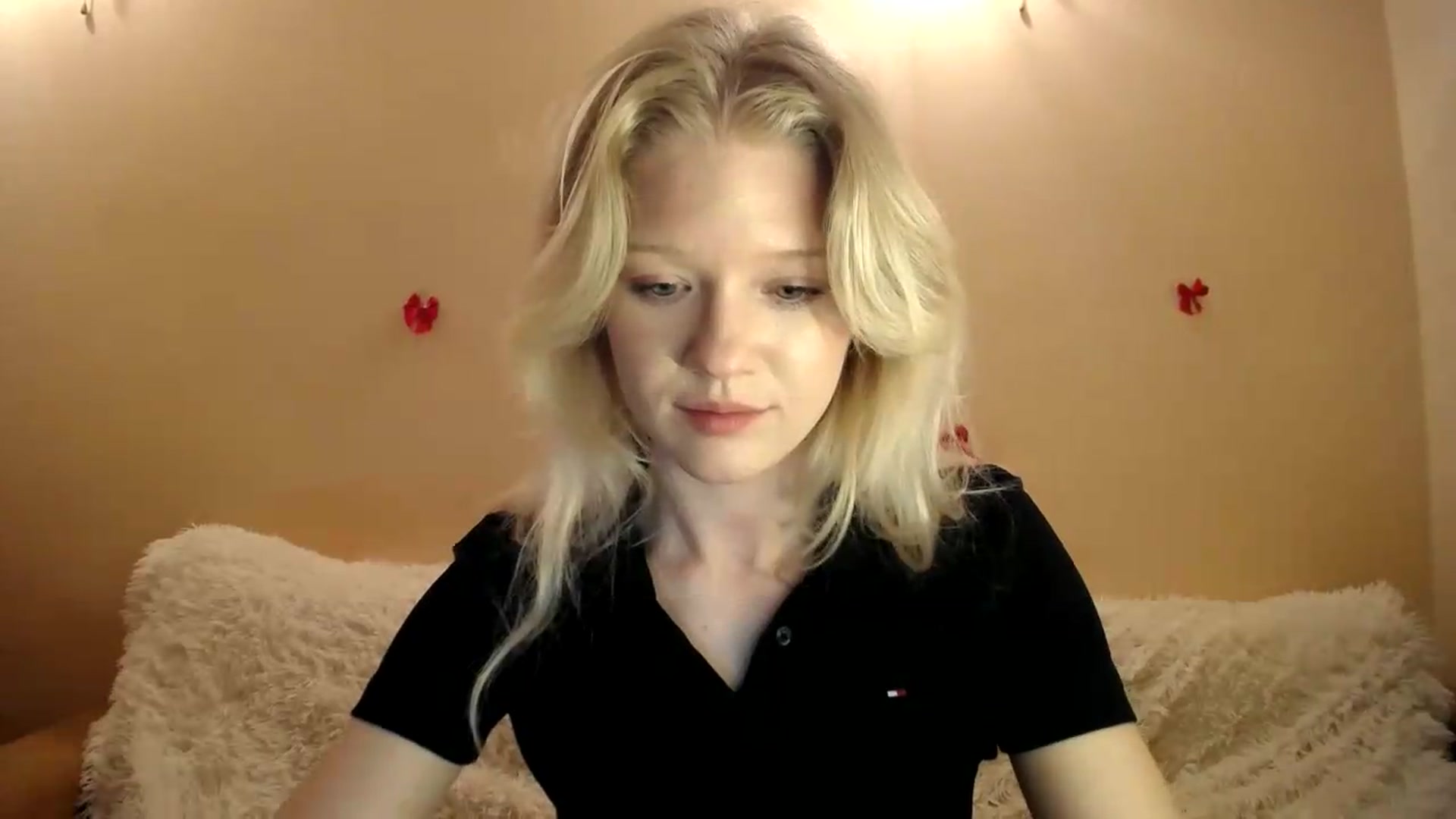 Gallery image thumbnail from Angel_baby's myfreecams stream on, 05/18/2026, 20:42 image 18 of 20