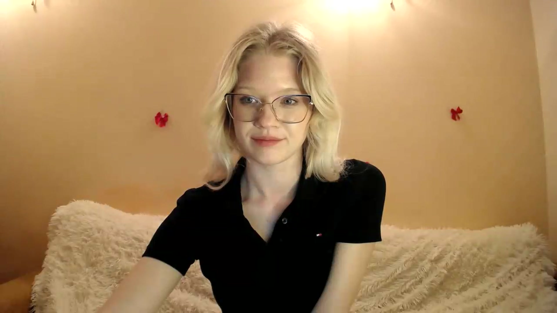 Gallery image thumbnail from Angel_baby's myfreecams stream on, 05/18/2026, 20:42 image 7 of 20