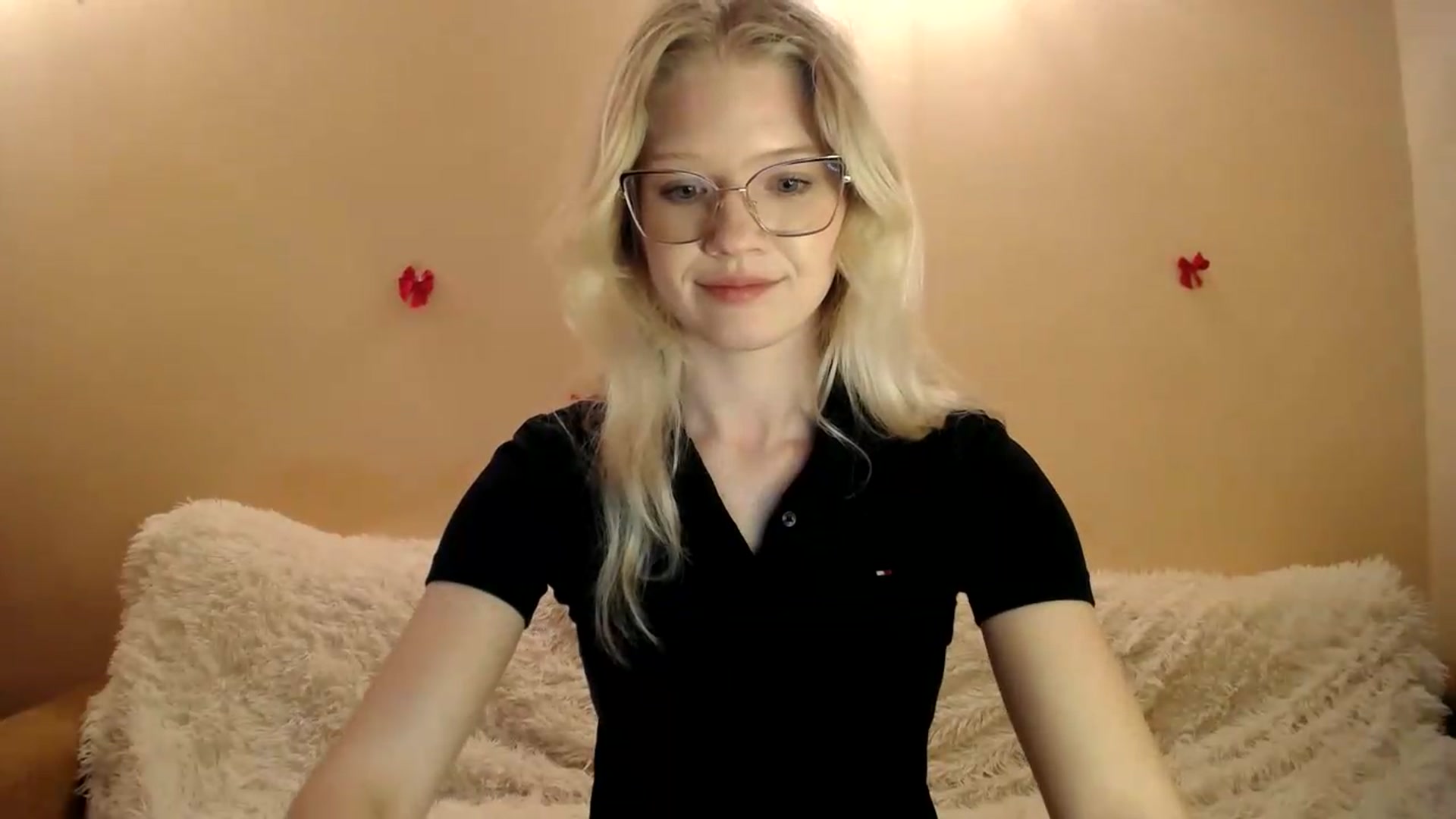 Gallery image thumbnail from Angel_baby's myfreecams stream on, 05/18/2026, 20:42 image 4 of 20