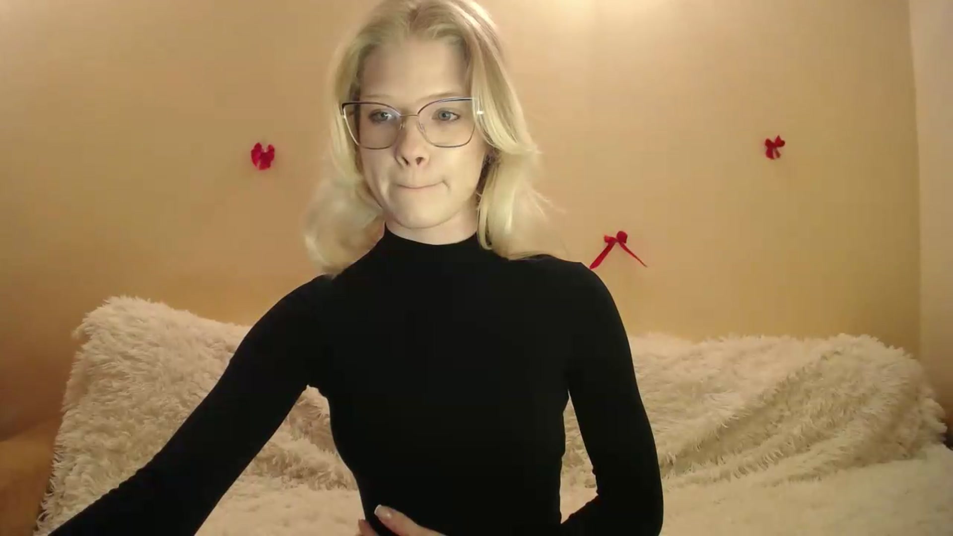 Gallery image thumbnail from Angel_baby's myfreecams stream on, 05/21/2026, 19:04 image 6 of 20
