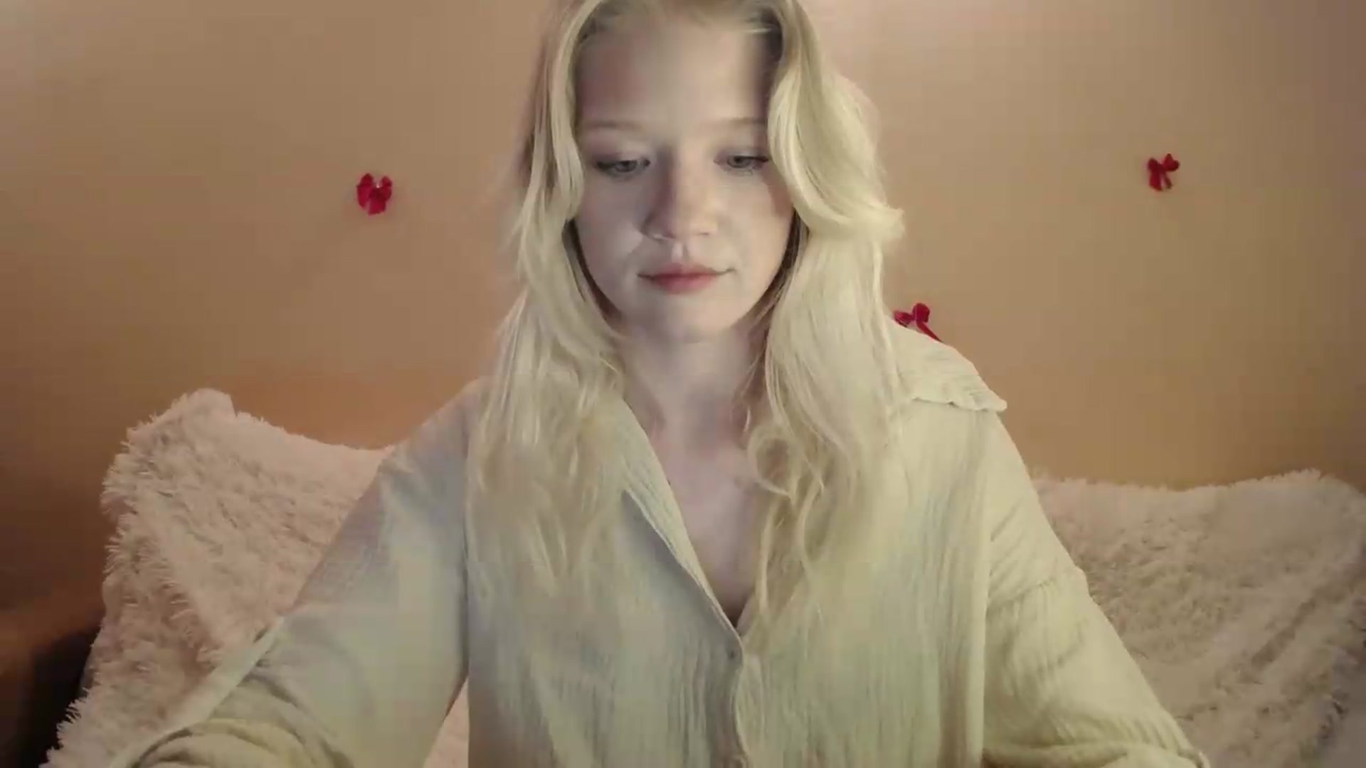 Gallery image thumbnail from Angel_baby's myfreecams stream on, 05/24/2026, 20:16 image 7 of 20