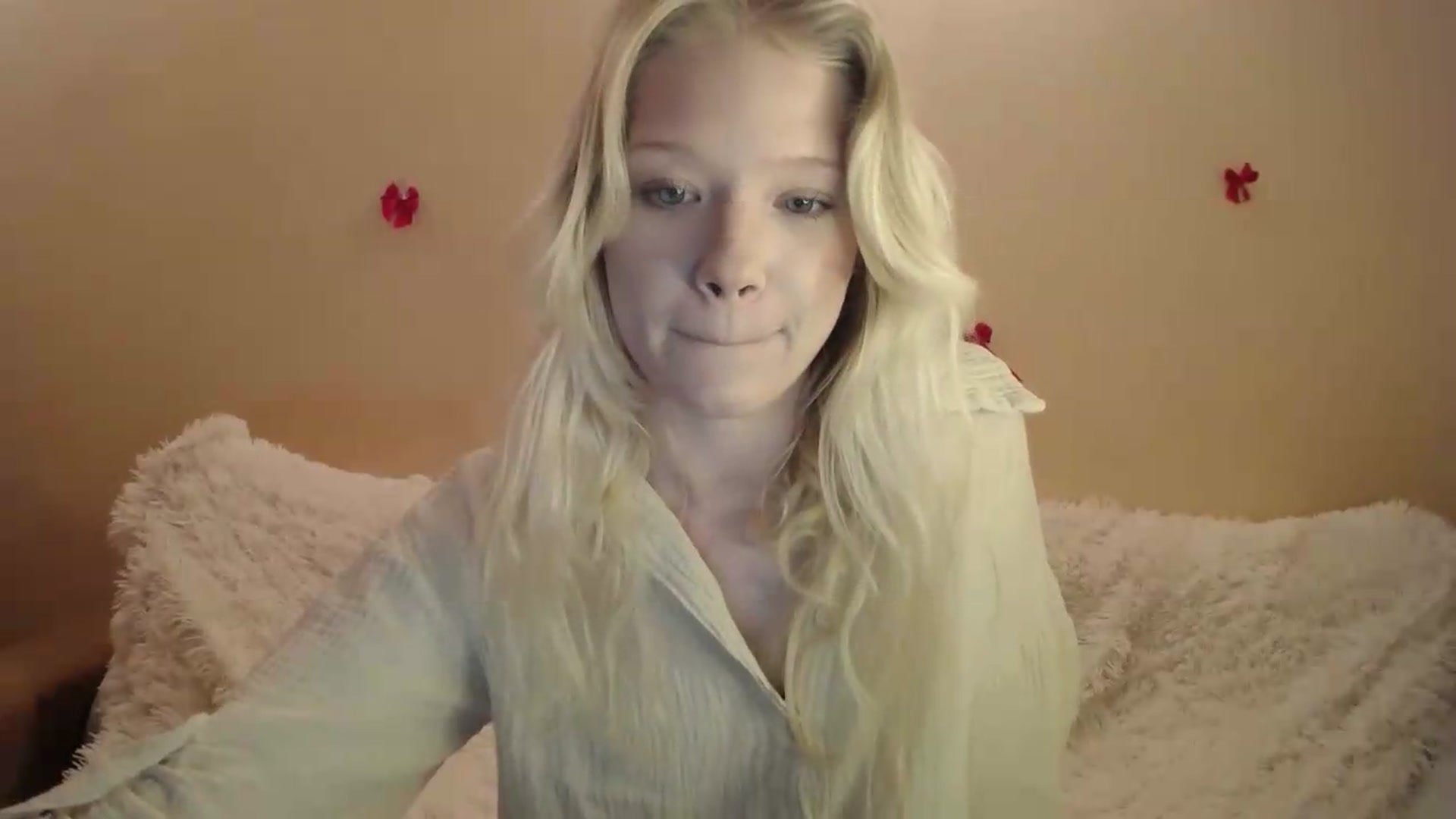 Gallery image thumbnail from Angel_baby's myfreecams stream on, 05/24/2026, 20:16 image 10 of 20
