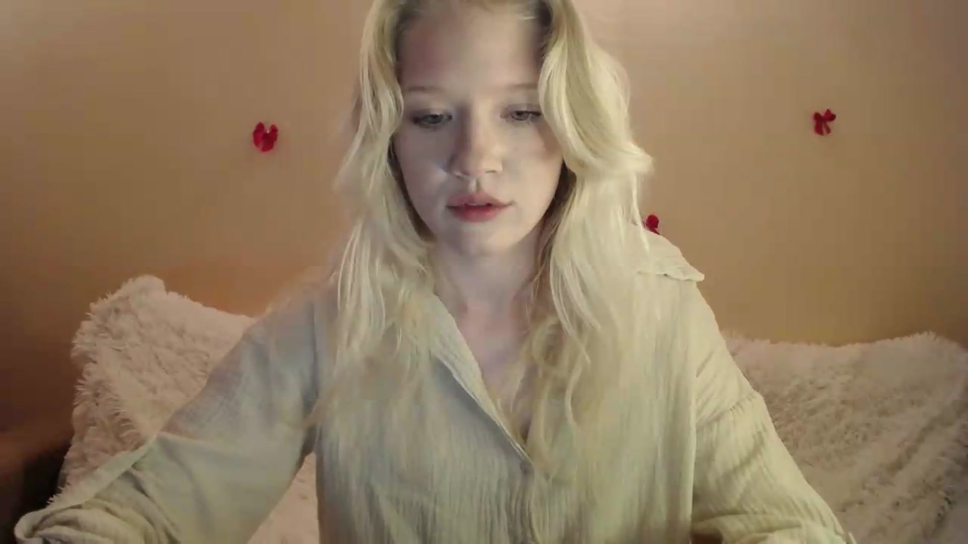 Gallery image thumbnail from Angel_baby's myfreecams stream on, 05/24/2026, 20:16 image 19 of 20