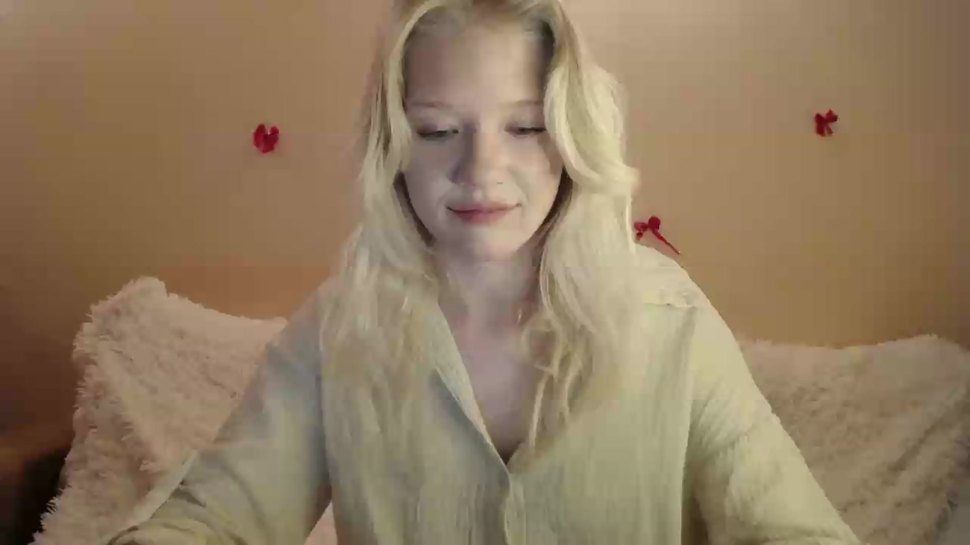 Gallery image thumbnail from Angel_baby's myfreecams stream on, 05/24/2026, 20:16 image 5 of 20