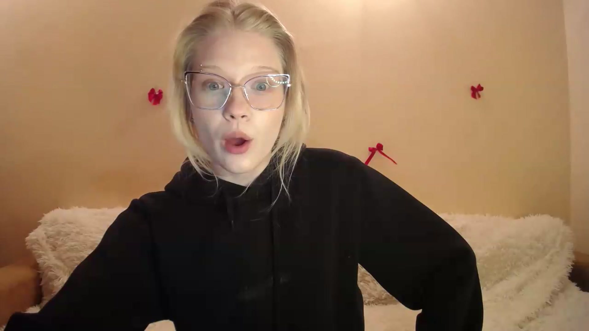 Gallery image thumbnail from Angel_baby's myfreecams stream on, 05/28/2026, 19:30 image 13 of 20