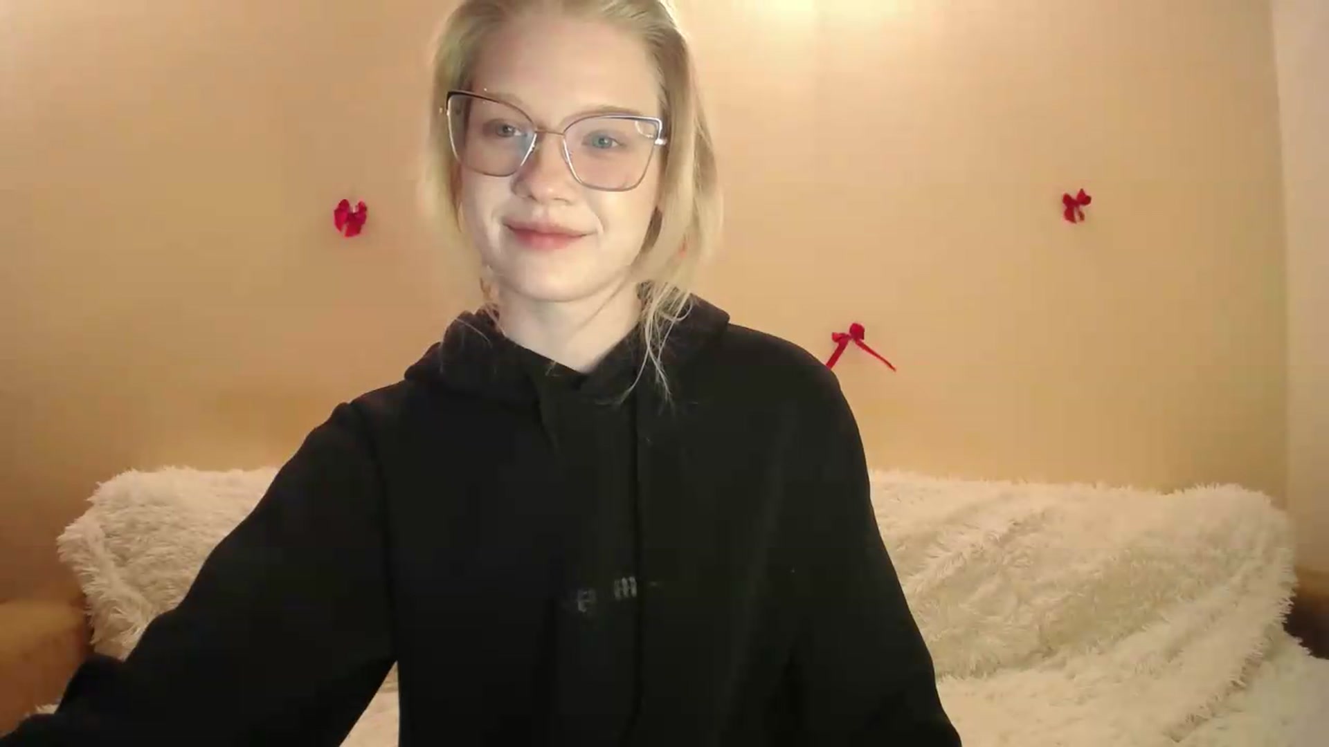 Gallery image thumbnail from Angel_baby's myfreecams stream on, 05/28/2026, 19:30 image 12 of 20