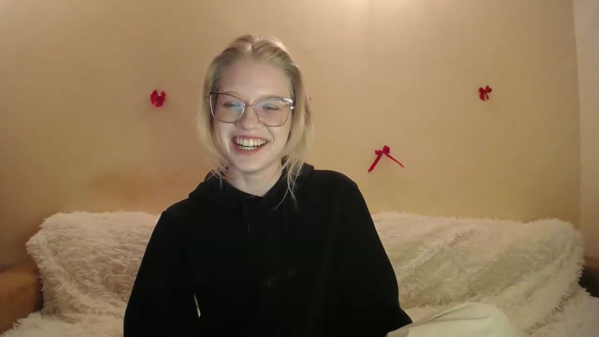 Gallery image thumbnail from Angel_baby's myfreecams stream on, 05/28/2026, 19:30 image 17 of 20