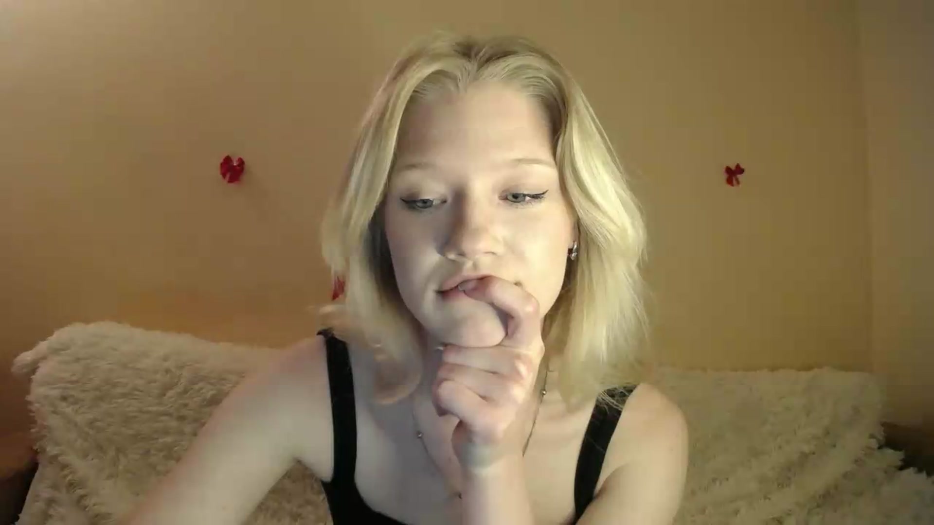 Gallery image thumbnail from Angel_baby's myfreecams stream on, 05/29/2026, 21:09 image 7 of 20