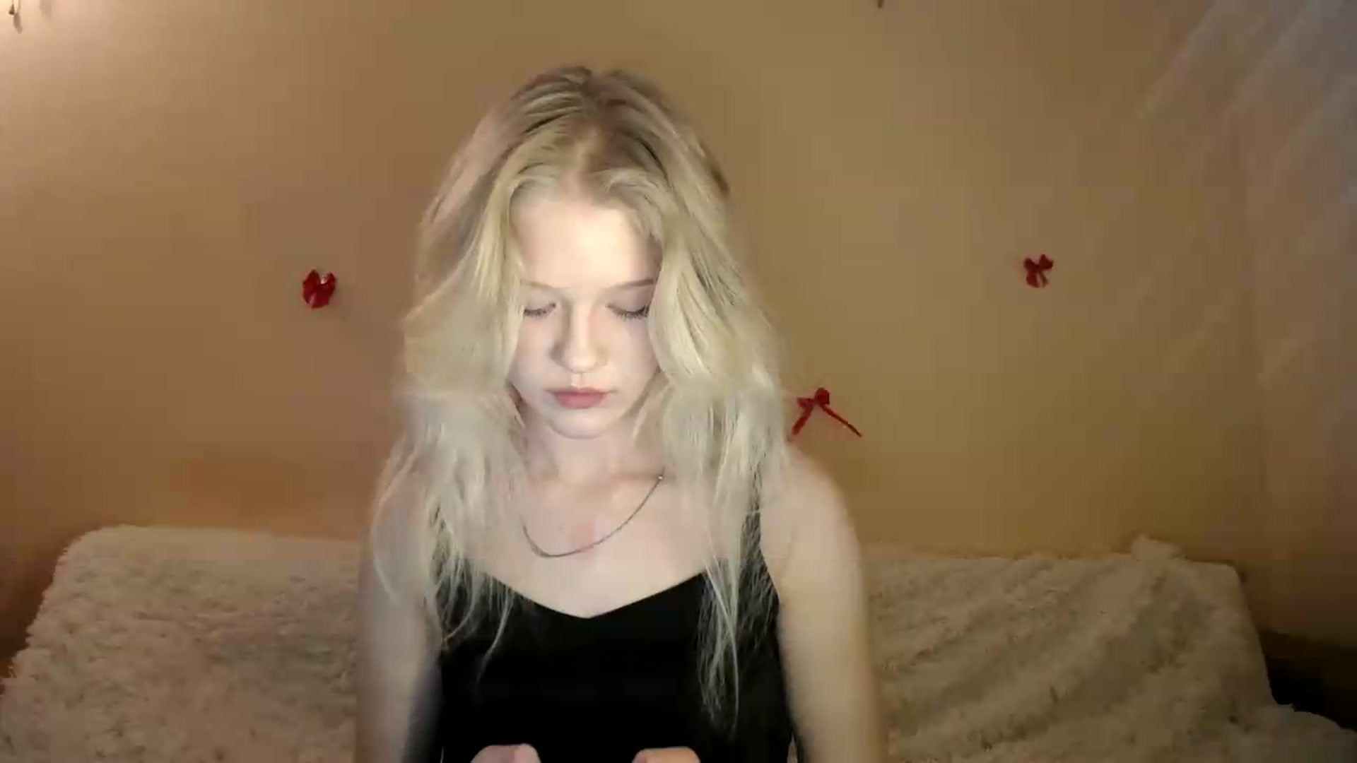Gallery image thumbnail from Angel_baby's myfreecams stream on, 06/02/2026, 18:14 image 2 of 20