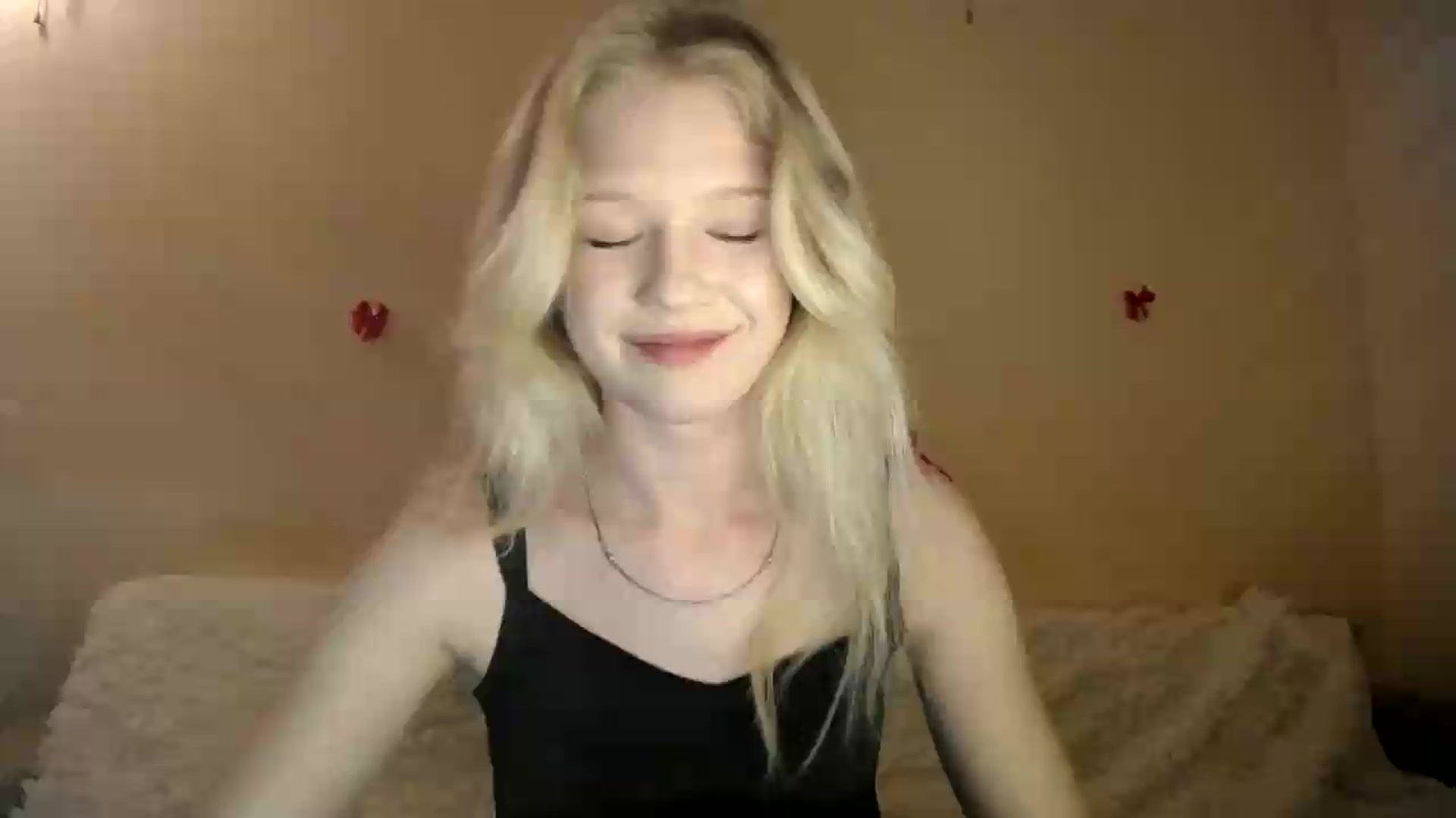 Gallery image thumbnail from Angel_baby's myfreecams stream on, 06/02/2026, 18:14 image 18 of 20
