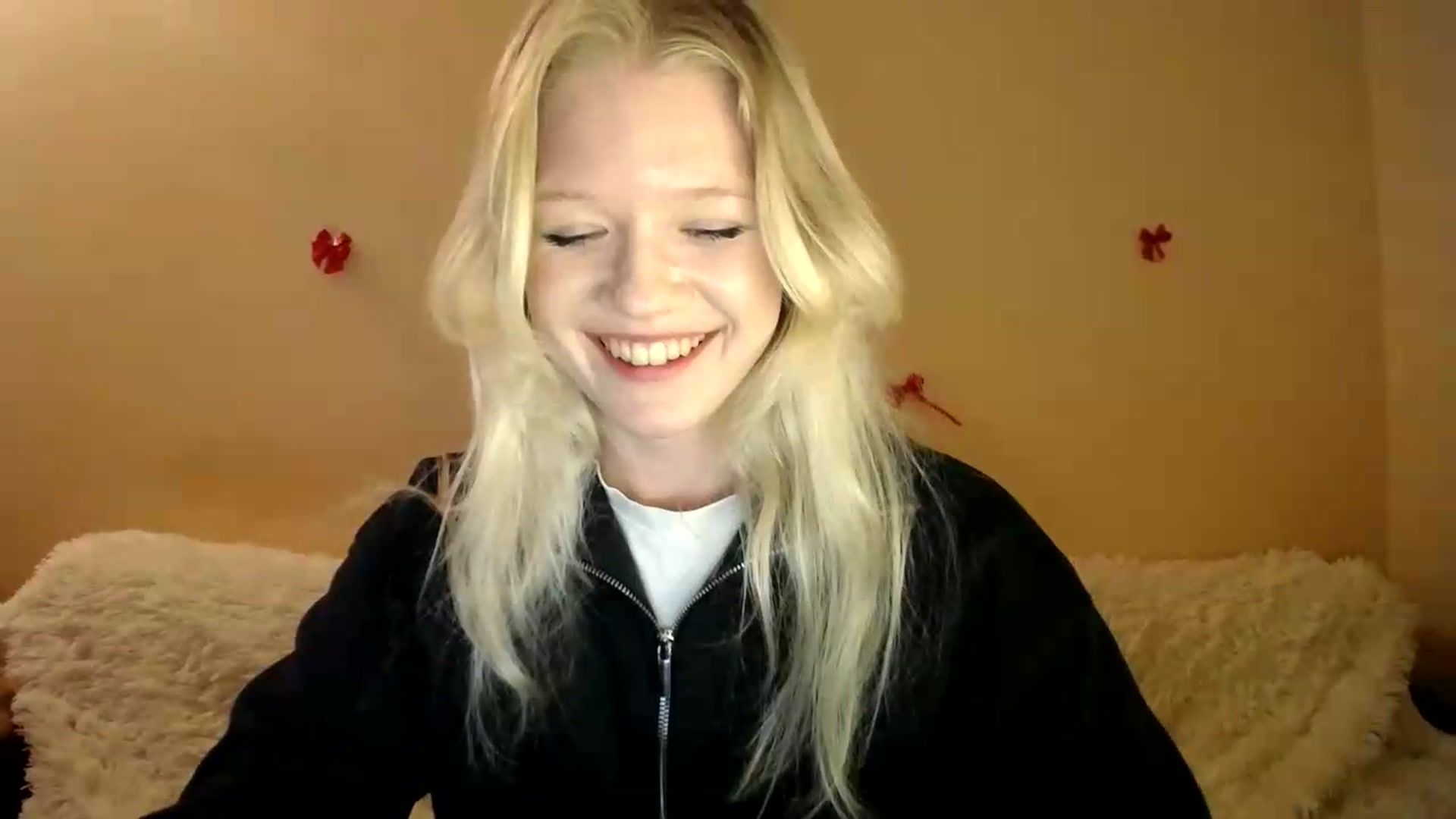 Gallery image thumbnail from Angel_baby's myfreecams stream on, 06/03/2026, 20:14 image 14 of 20