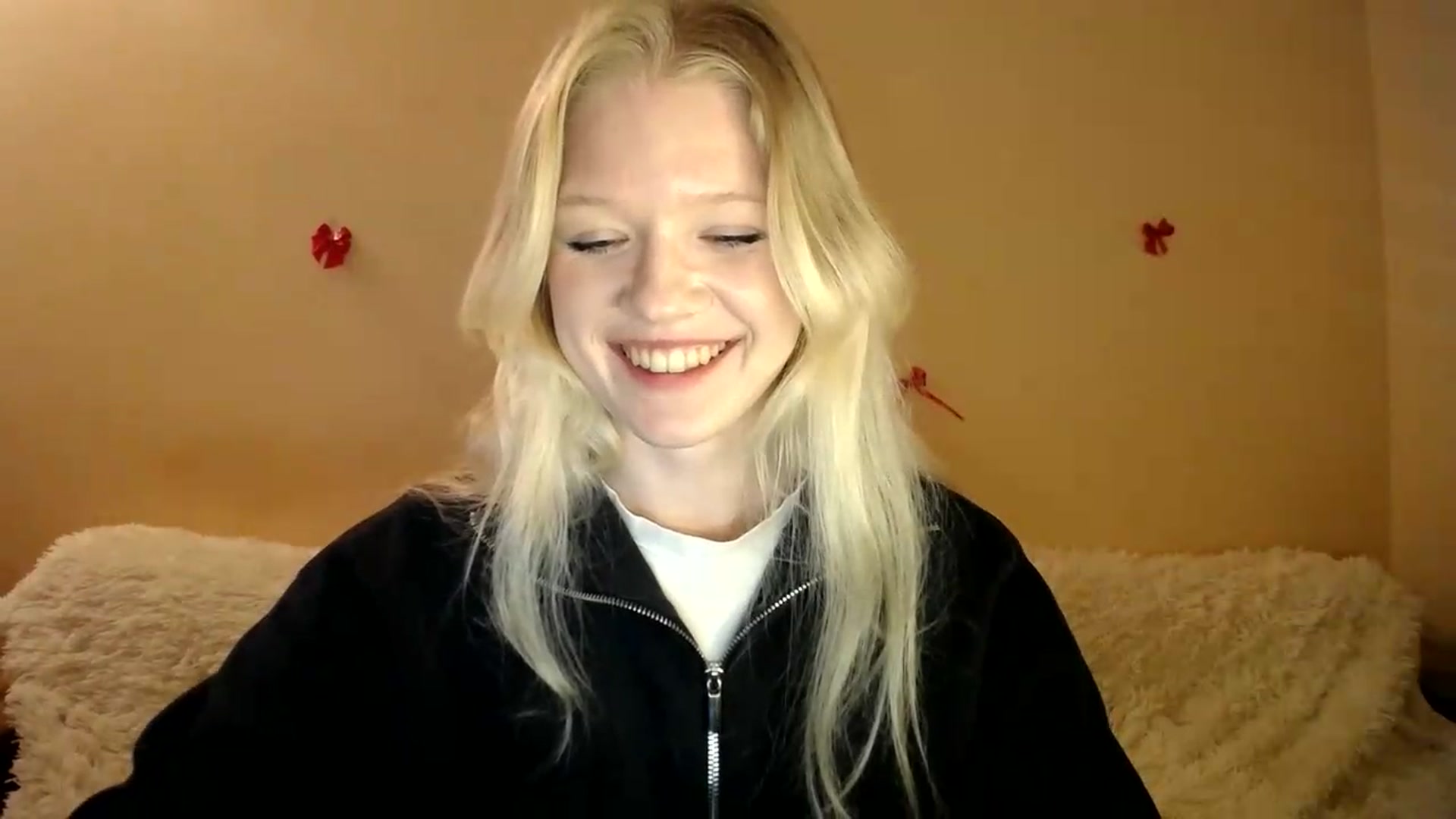 Gallery image thumbnail from Angel_baby's myfreecams stream on, 06/03/2026, 20:14 image 4 of 20