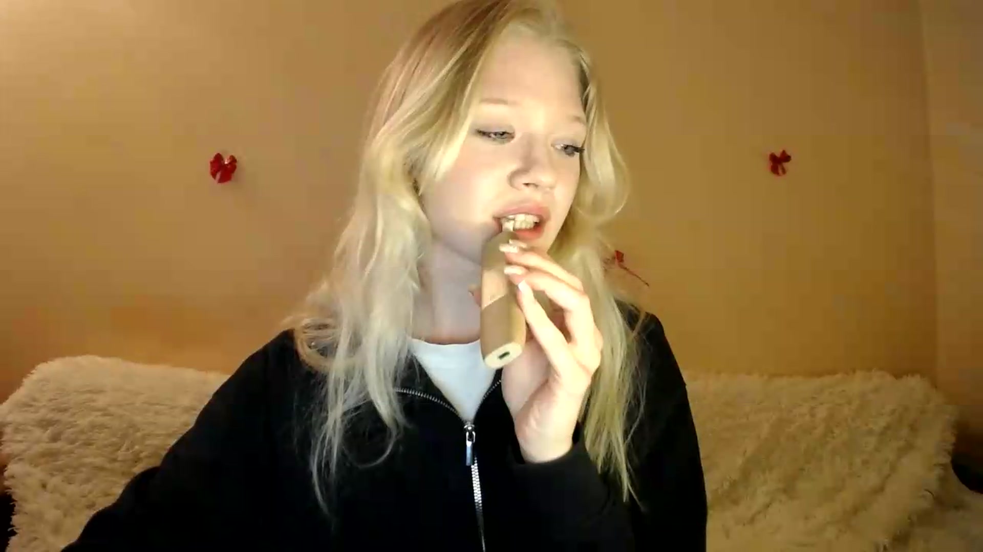 Gallery image thumbnail from Angel_baby's myfreecams stream on, 06/03/2026, 20:14 image 11 of 20