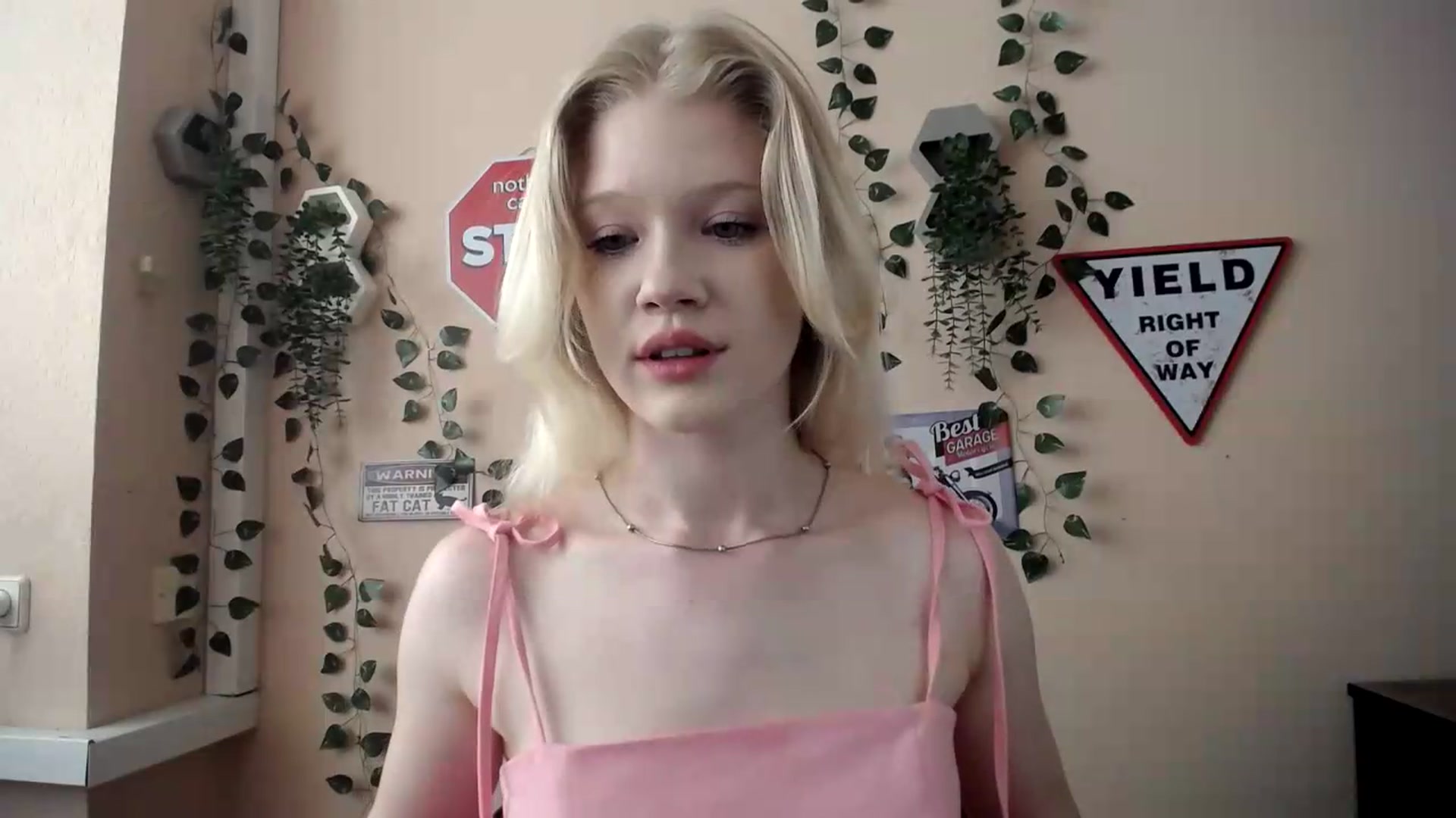 Gallery image thumbnail from Angel_baby's myfreecams stream on, 06/30/2026, 16:33 image 3 of 20
