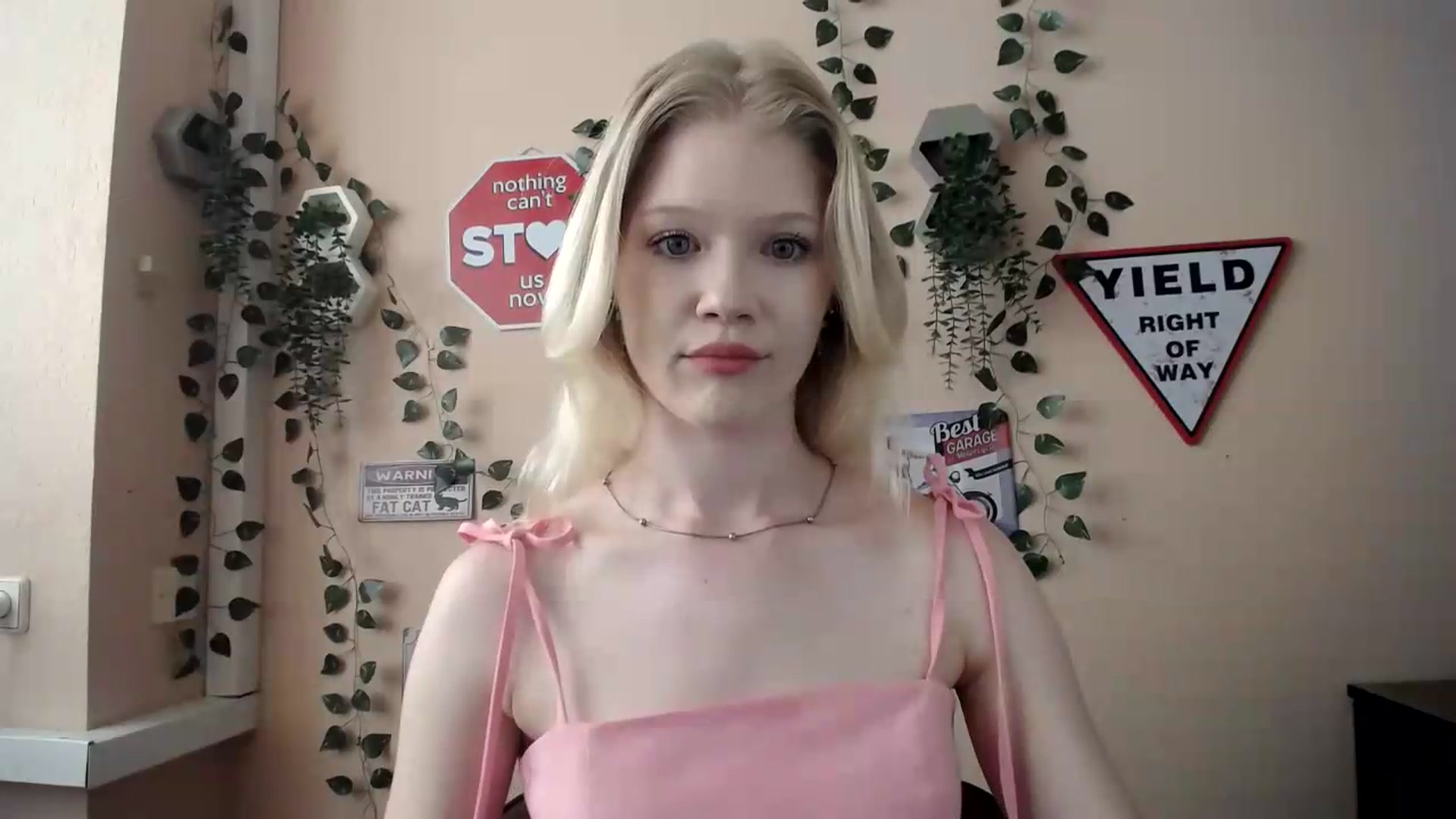 Gallery image thumbnail from Angel_baby's myfreecams stream on, 06/30/2026, 16:33 image 4 of 20