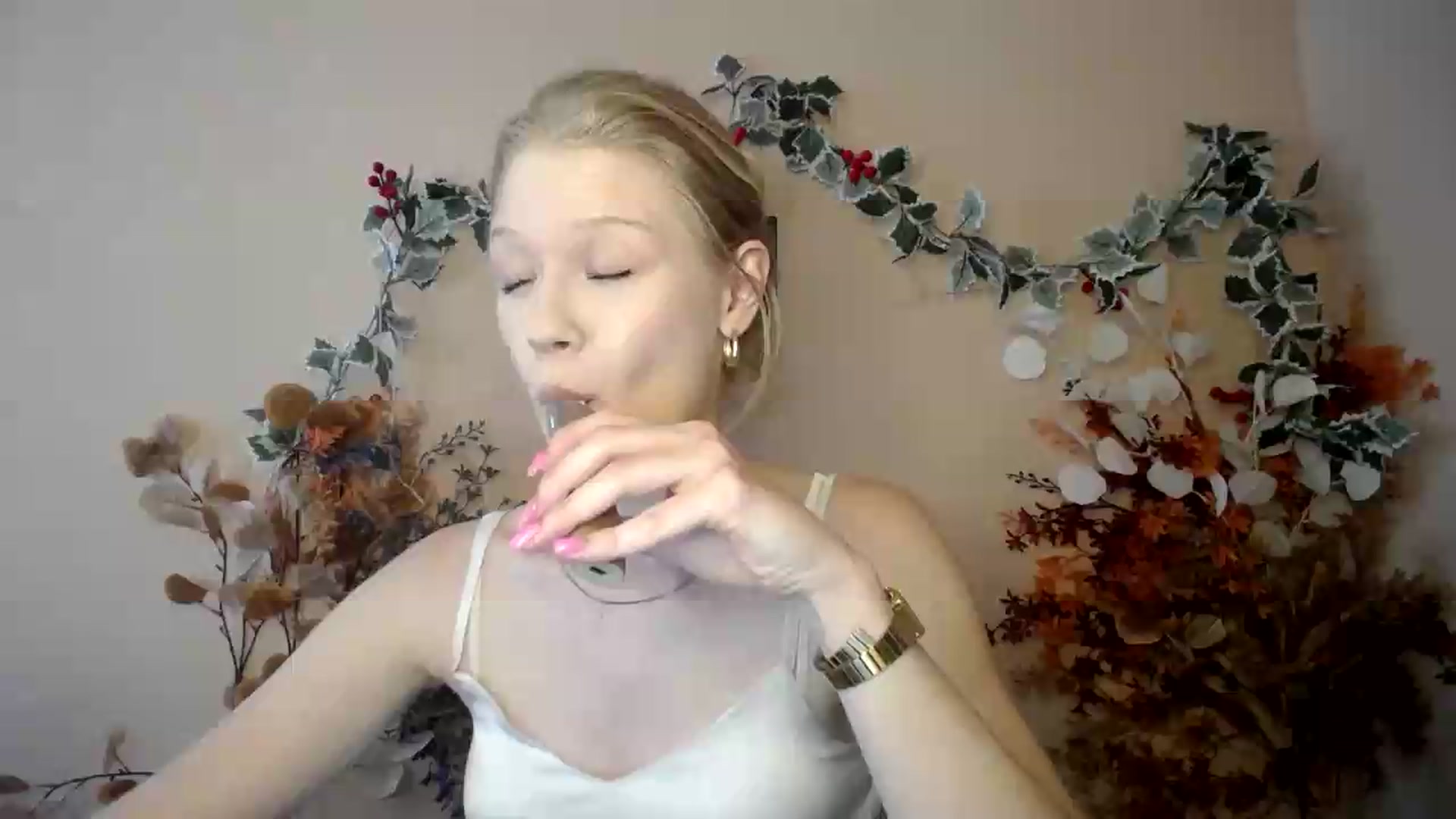 Gallery image thumbnail from Angel_baby's myfreecams stream on, 07/01/2026, 13:55 image 6 of 20