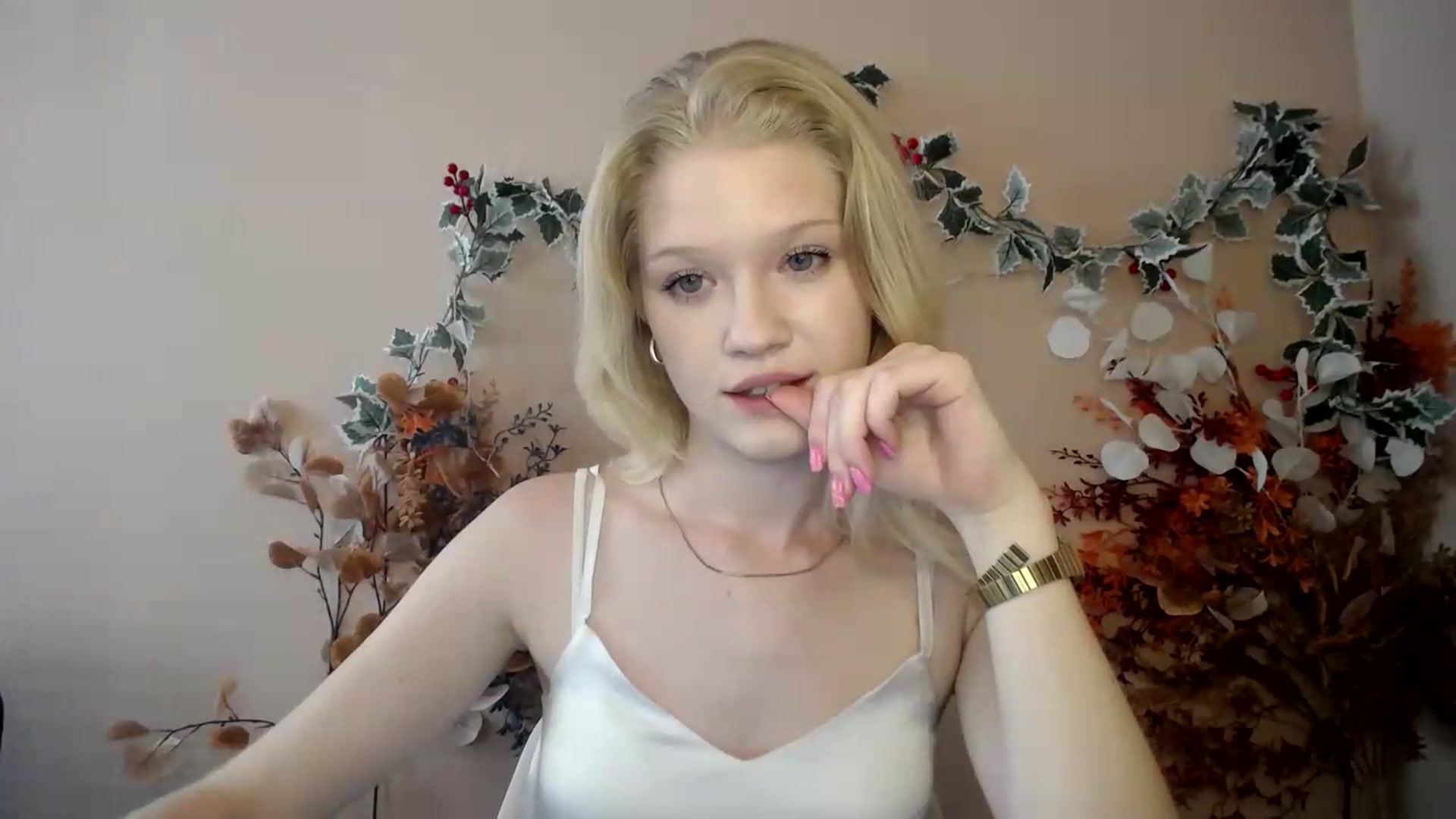 Gallery image thumbnail from Angel_baby's myfreecams stream on, 07/01/2026, 16:00 image 15 of 20