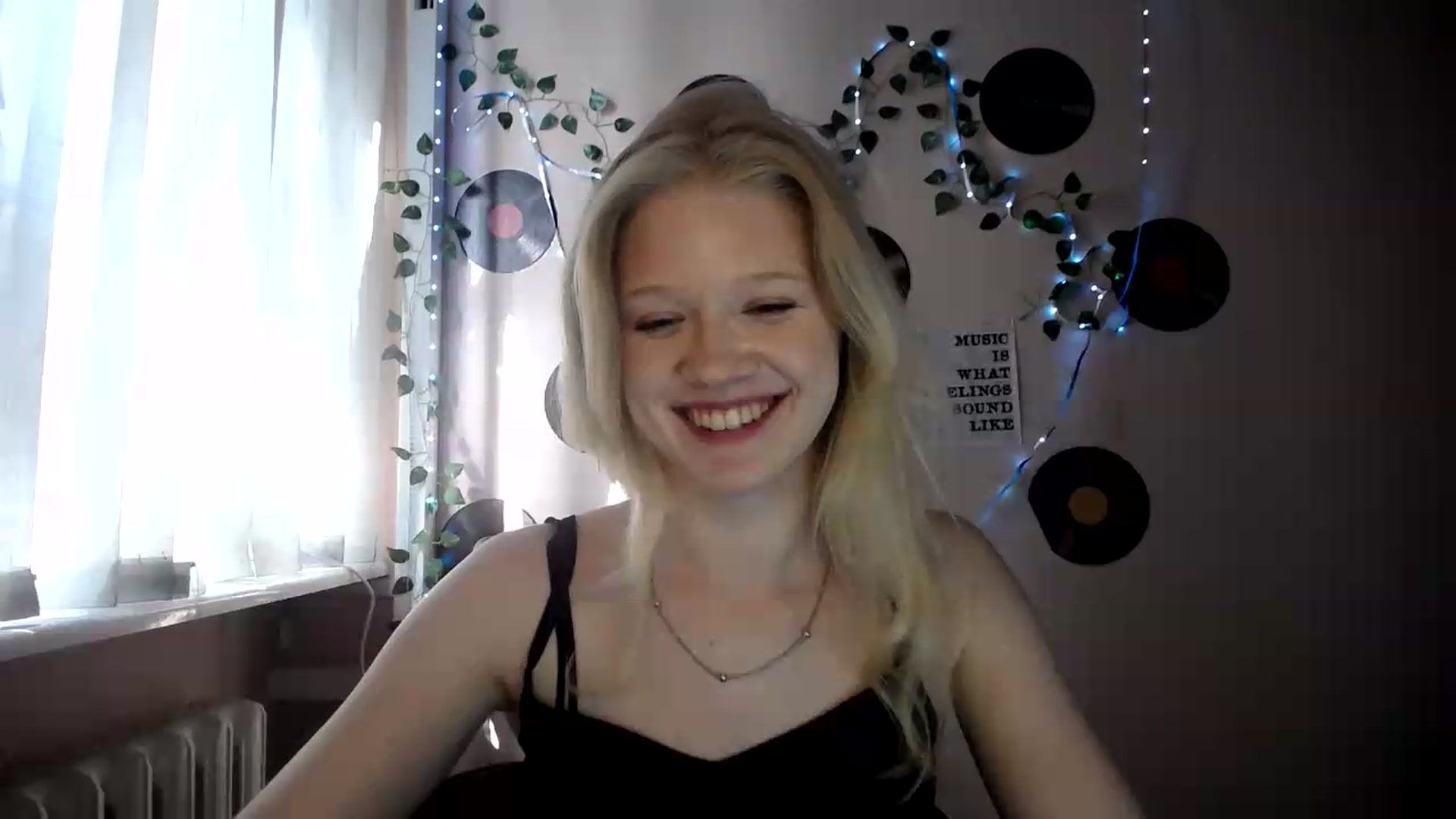 Gallery image thumbnail from Angel_baby's myfreecams stream on, 07/04/2026, 14:26 image 13 of 20