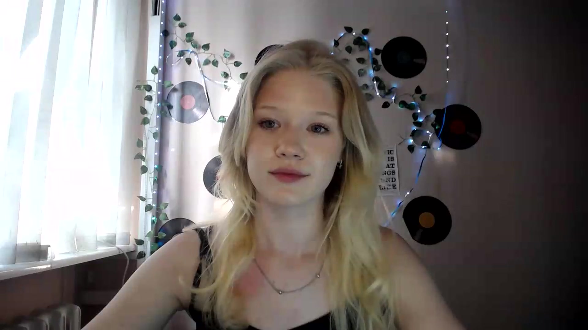Gallery image thumbnail from Angel_baby's myfreecams stream on, 07/04/2026, 15:03 image 11 of 20
