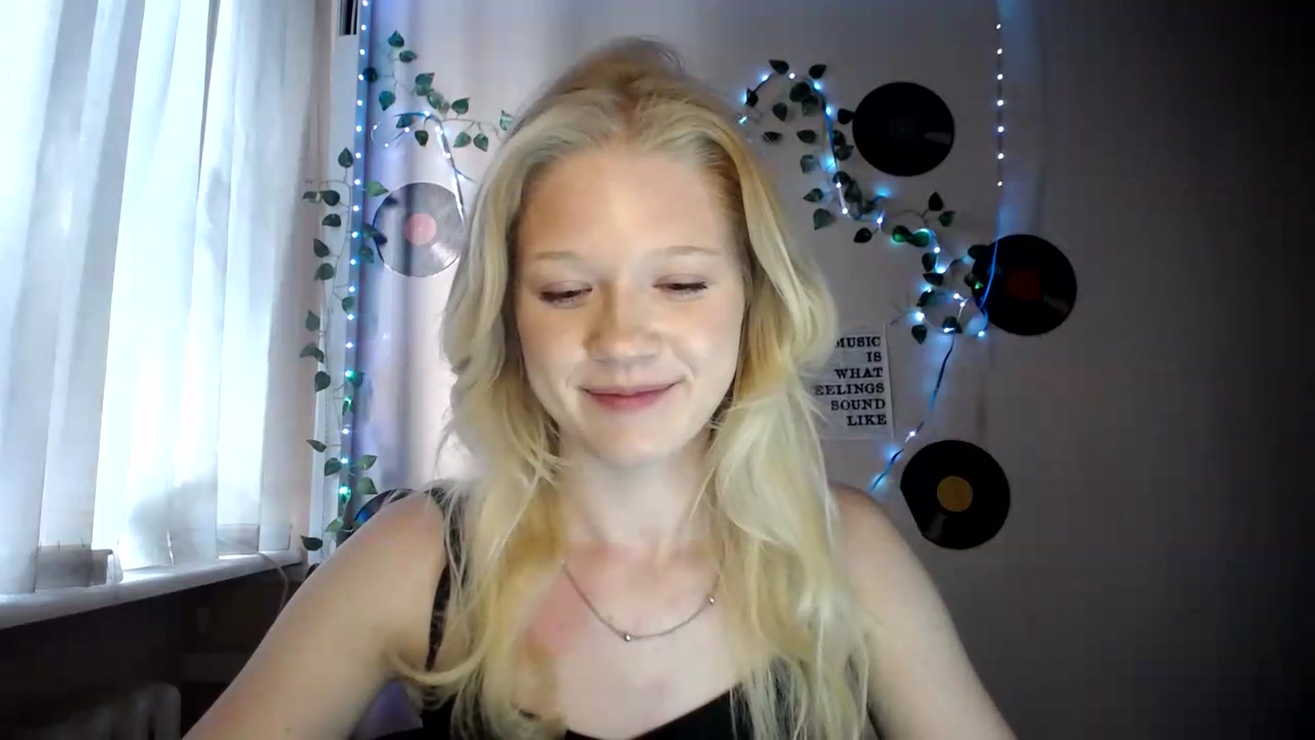 Gallery image thumbnail from Angel_baby's myfreecams stream on, 07/04/2026, 15:03 image 6 of 20