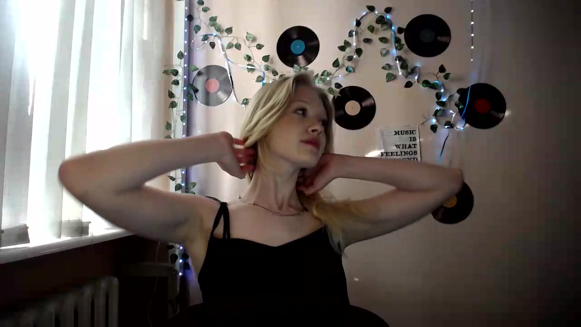 Gallery image thumbnail from Angel_baby's myfreecams stream on, 07/04/2026, 16:49 image 17 of 20