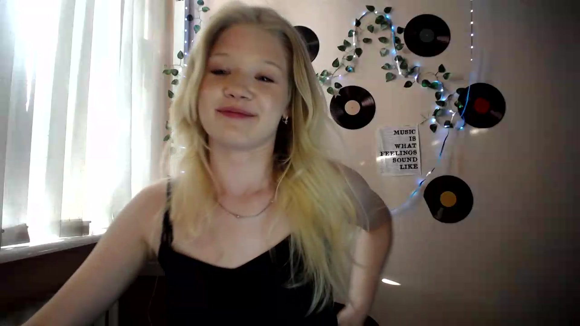 Gallery image thumbnail from Angel_baby's myfreecams stream on, 07/04/2026, 16:49 image 19 of 20