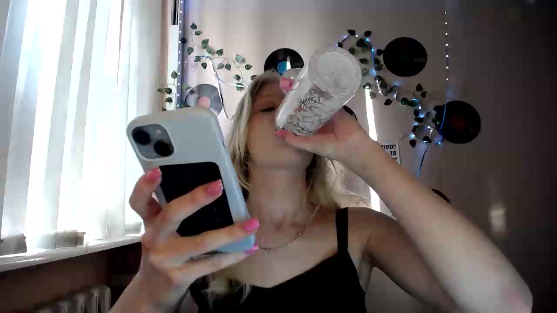 Gallery image thumbnail from Angel_baby's myfreecams stream on, 07/04/2026, 16:49 image 1 of 20