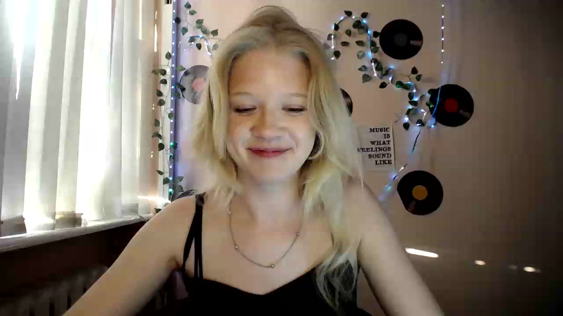 Gallery image thumbnail from Angel_baby's myfreecams stream on, 07/04/2026, 17:22 image 1 of 20