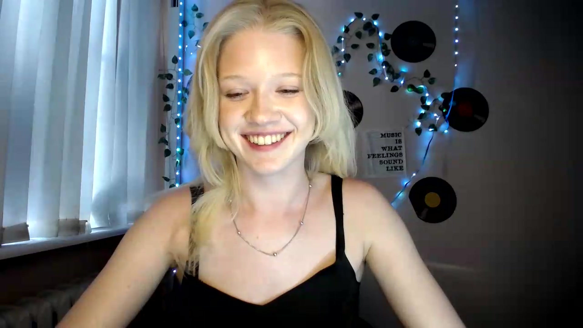 Gallery image thumbnail from Angel_baby's myfreecams stream on, 07/04/2026, 17:22 image 11 of 20