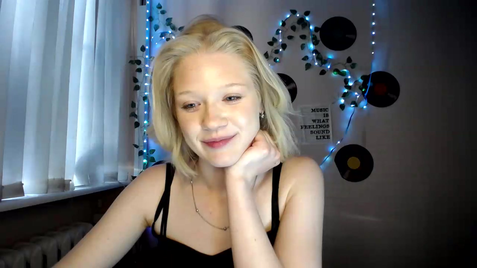Gallery image thumbnail from Angel_baby's myfreecams stream on, 07/04/2026, 17:22 image 12 of 20
