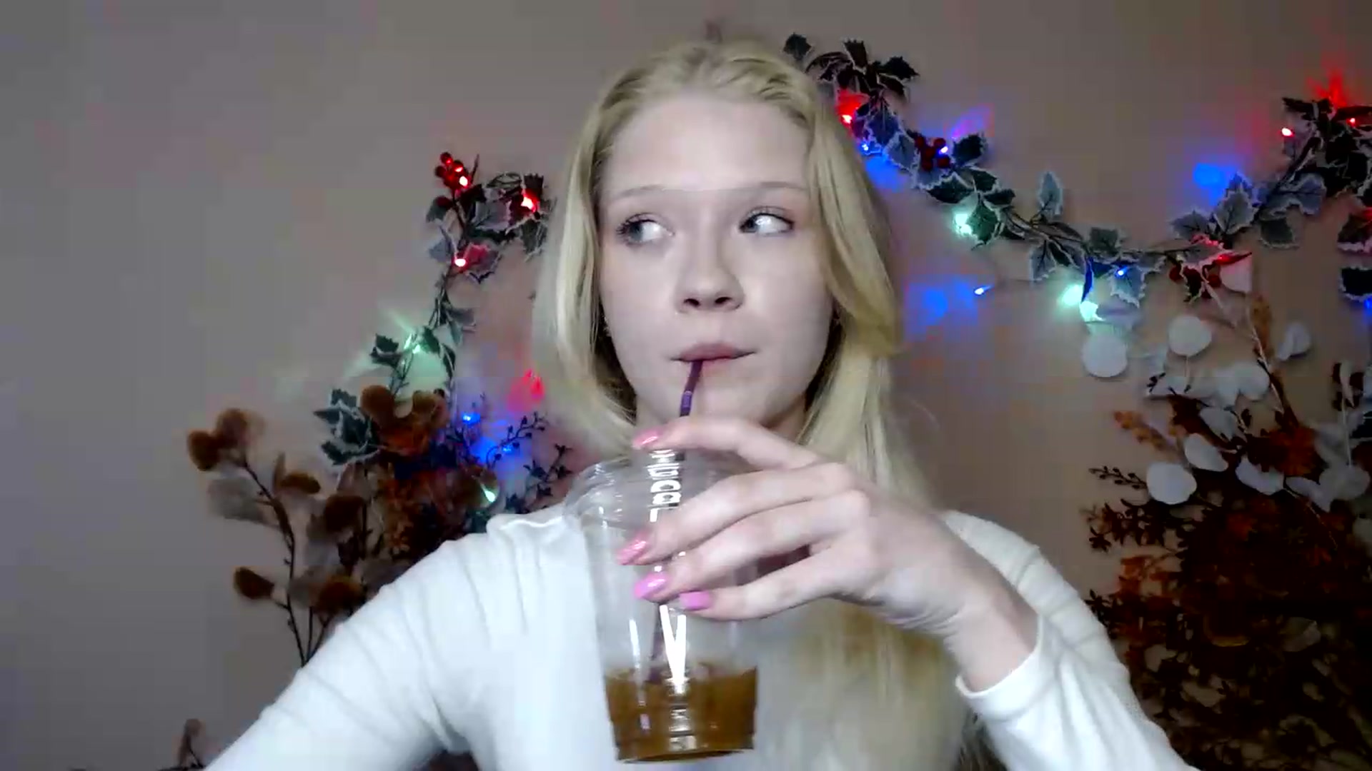 Gallery image thumbnail from Angel_baby's myfreecams stream on, 07/08/2026, 14:51 image 14 of 20