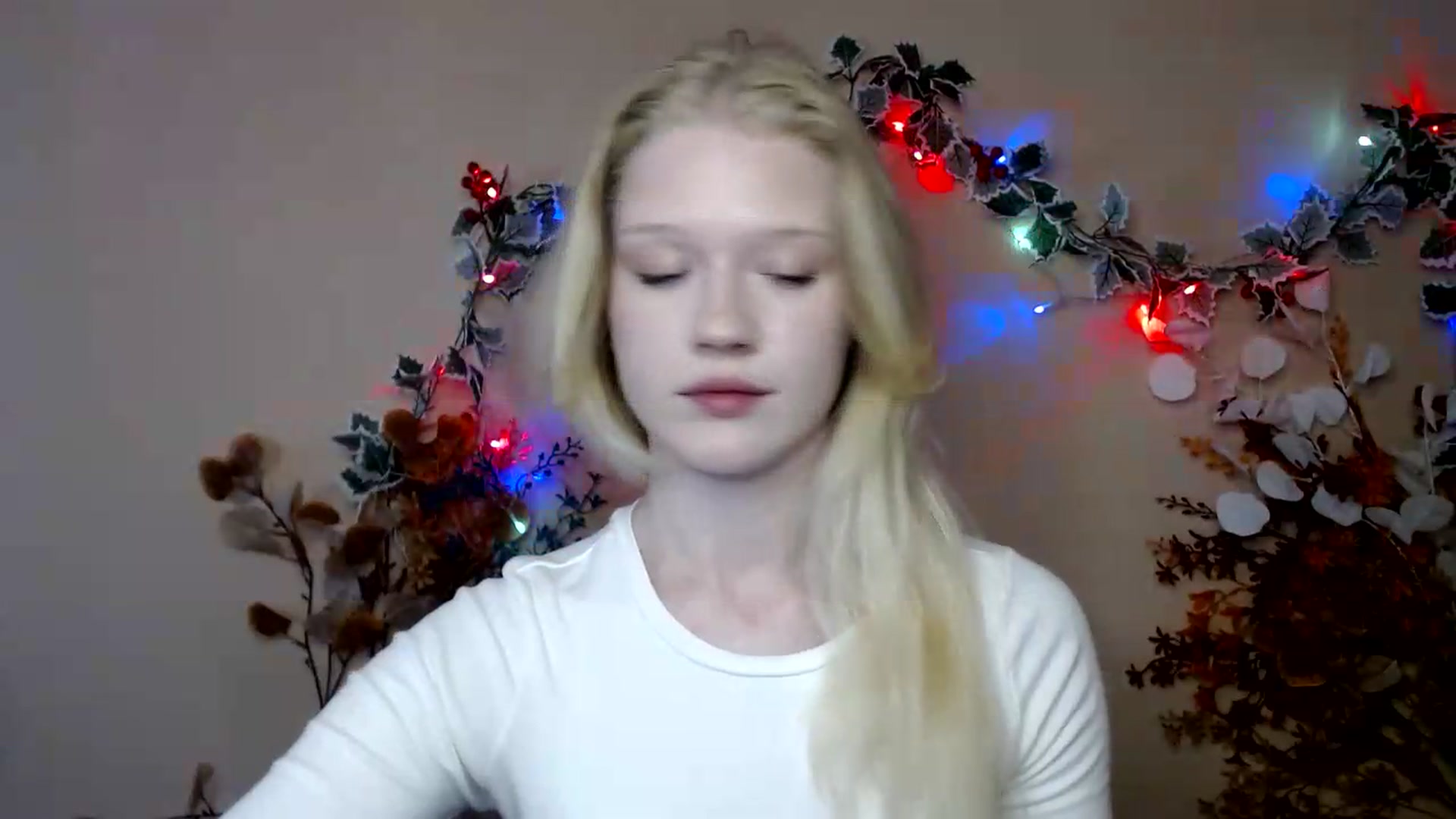 Gallery image thumbnail from Angel_baby's myfreecams stream on, 07/08/2026, 14:51 image 12 of 20
