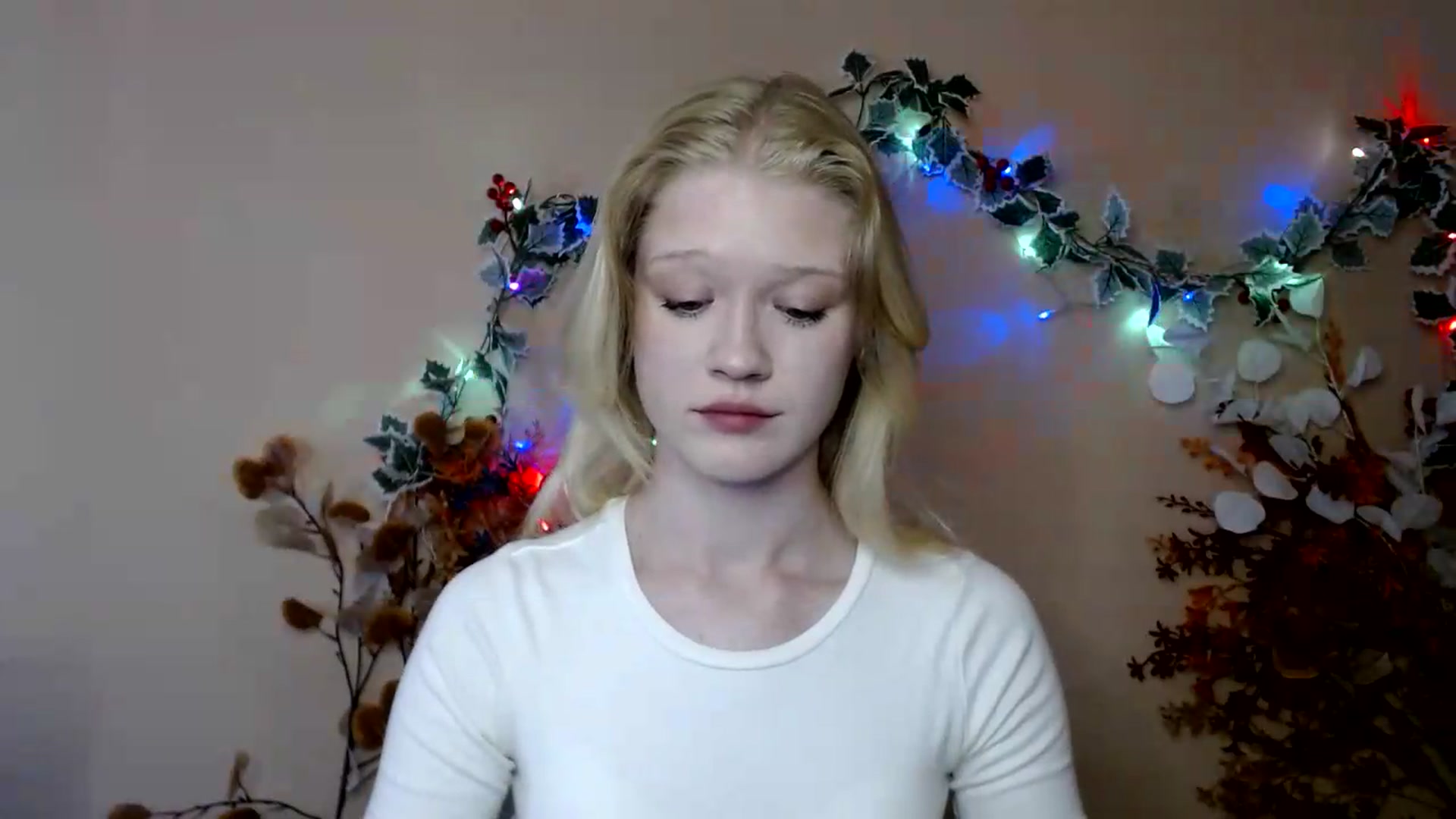 Gallery image thumbnail from Angel_baby's myfreecams stream on, 07/08/2026, 15:14 image 18 of 20