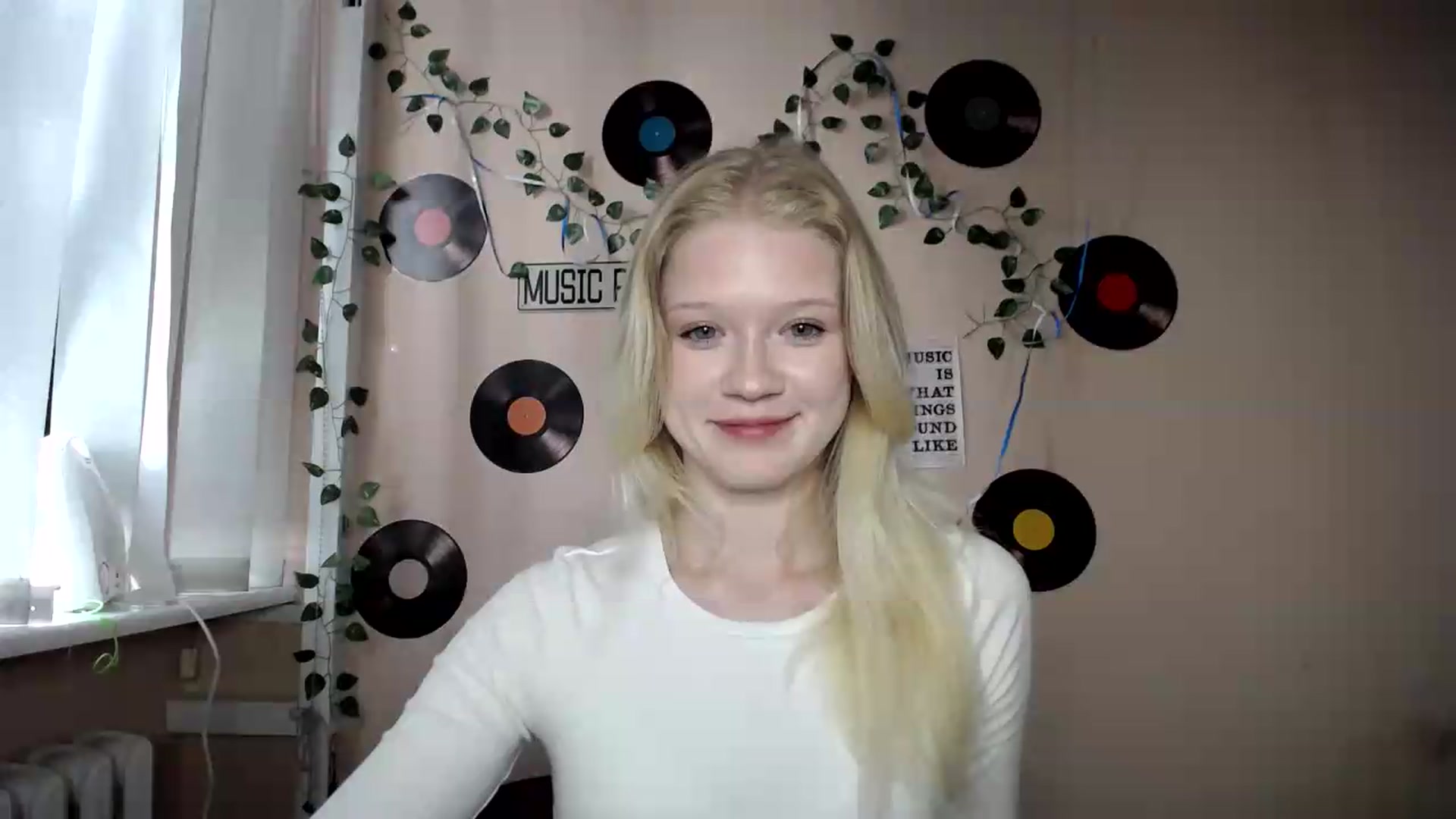 Gallery image thumbnail from Angel_baby's myfreecams stream on, 07/08/2026, 15:53 image 15 of 20