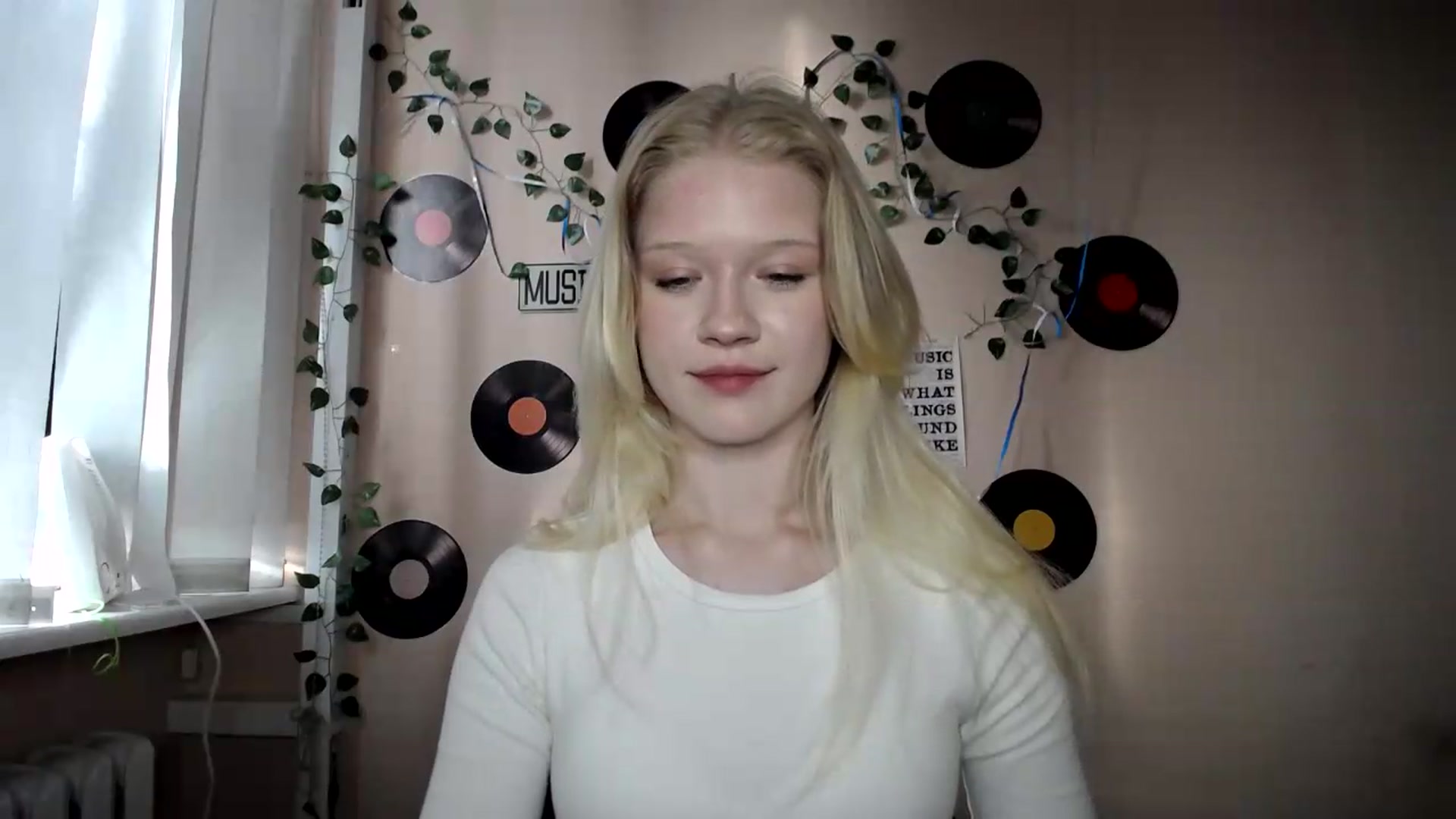 Gallery image thumbnail from Angel_baby's myfreecams stream on, 07/08/2026, 16:27 image 13 of 20