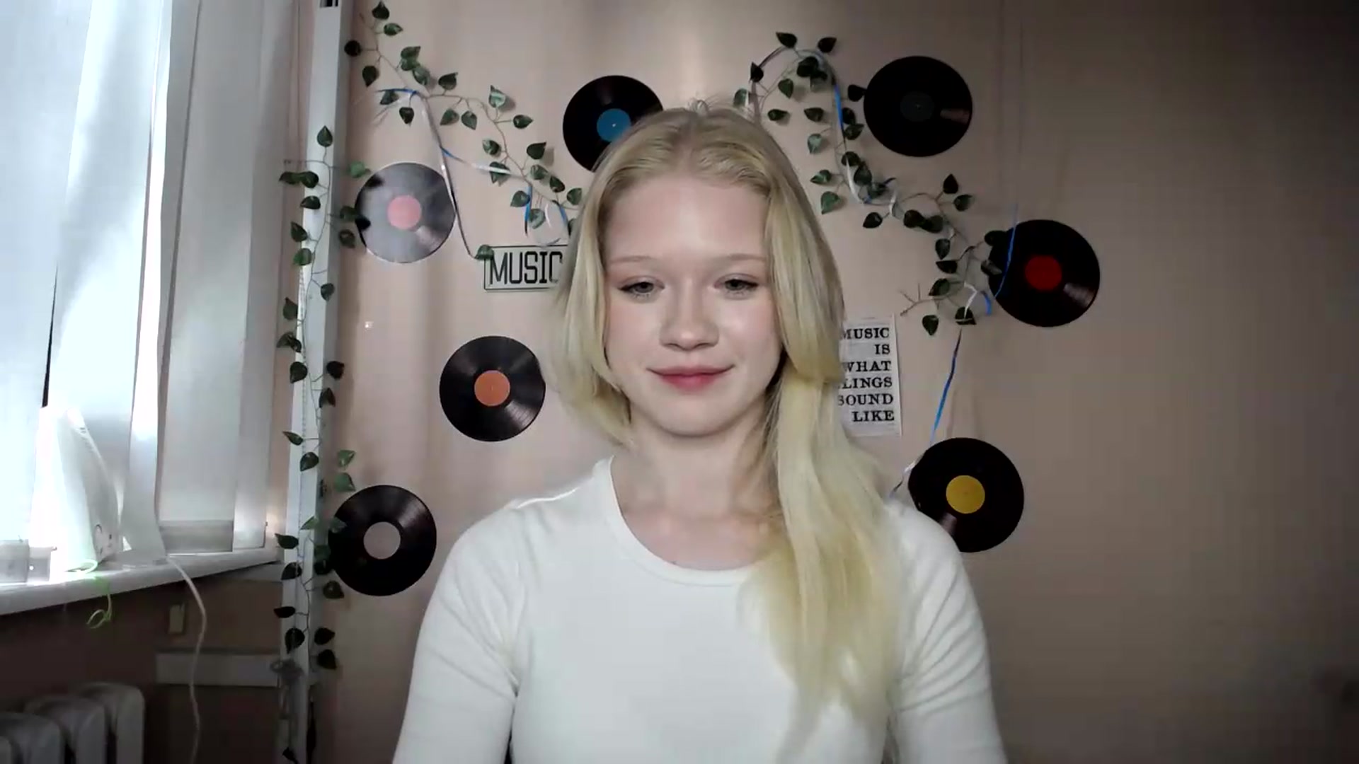 Gallery image thumbnail from Angel_baby's myfreecams stream on, 07/08/2026, 16:27 image 4 of 20