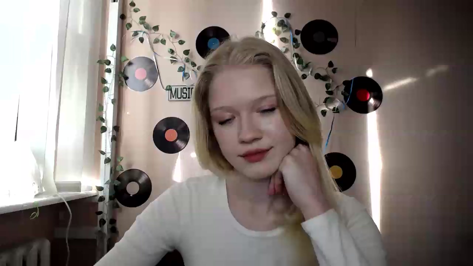 Gallery image thumbnail from Angel_baby's myfreecams stream on, 07/08/2026, 16:27 image 19 of 20