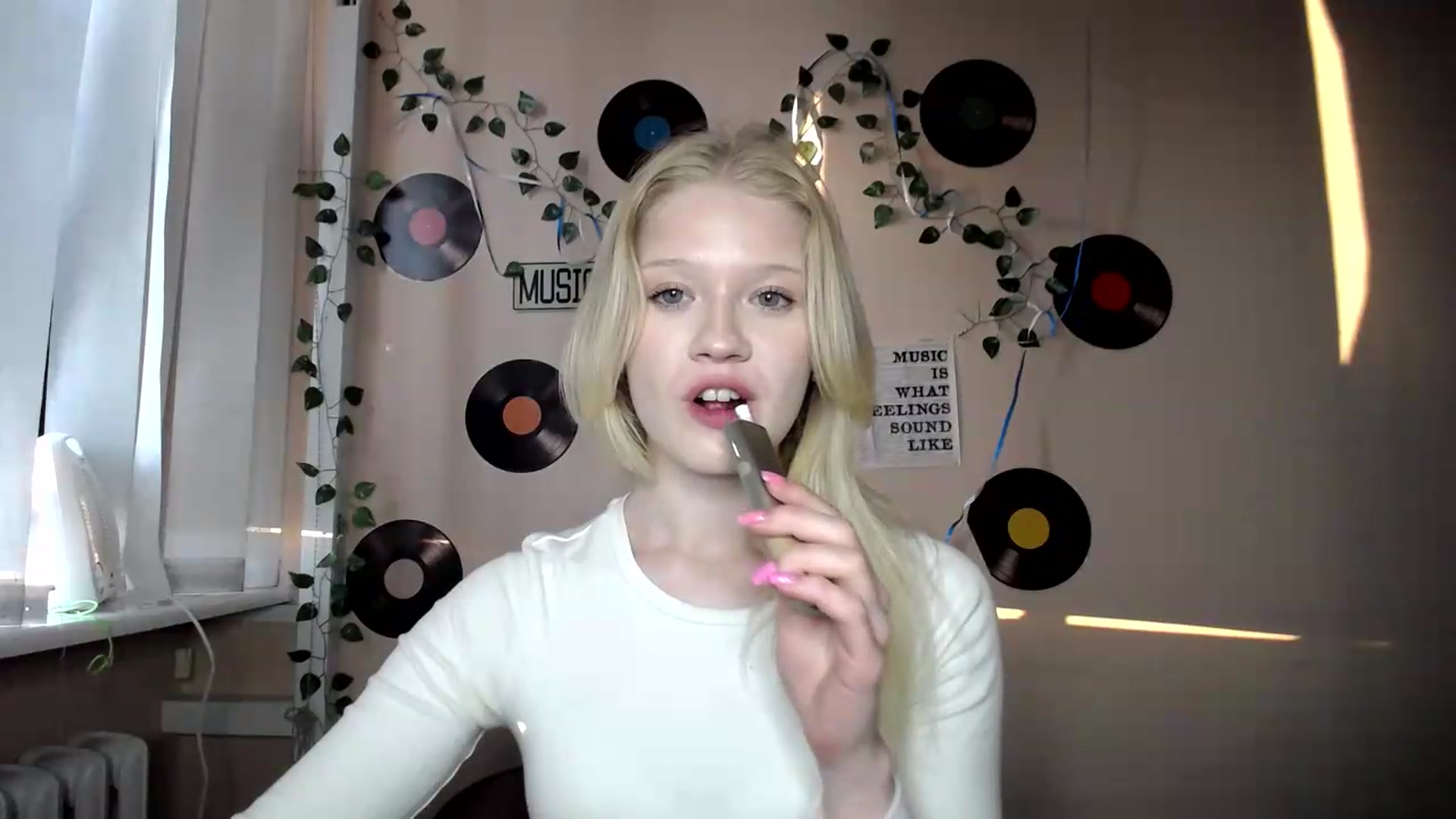 Gallery image thumbnail from Angel_baby's myfreecams stream on, 07/08/2026, 17:40 image 16 of 20