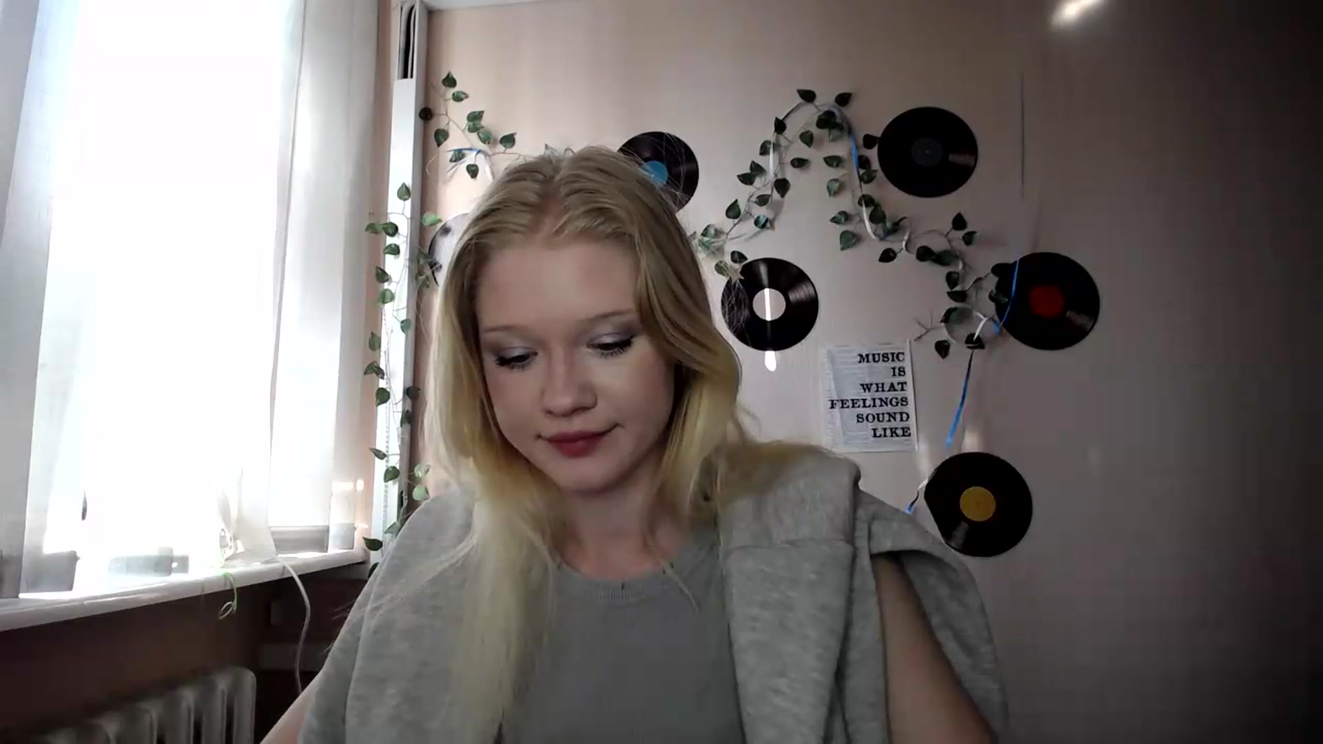 Gallery image thumbnail from Angel_baby's myfreecams stream on, 07/09/2026, 15:30 image 13 of 20
