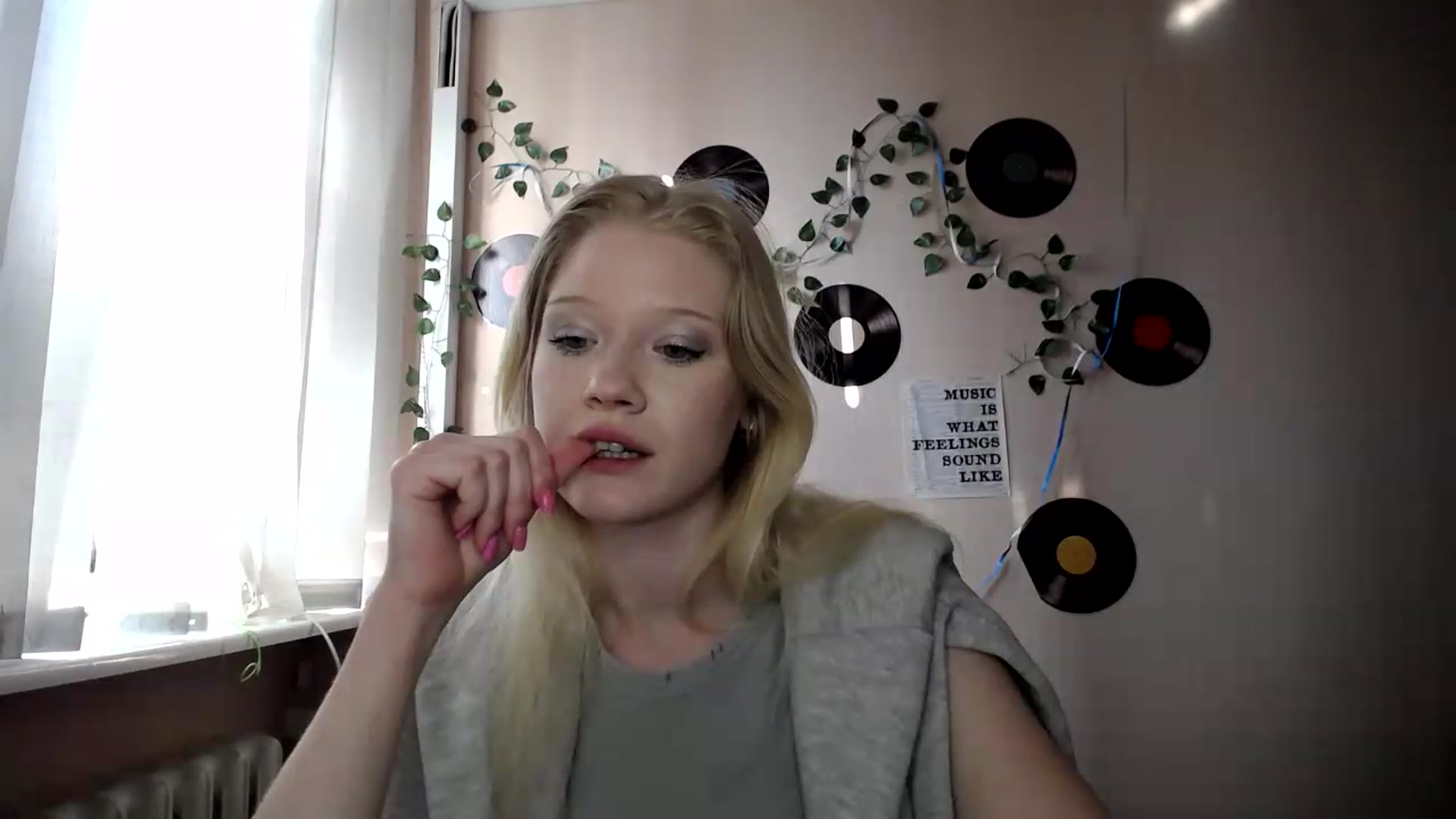 Gallery image thumbnail from Angel_baby's myfreecams stream on, 07/09/2026, 15:30 image 14 of 20