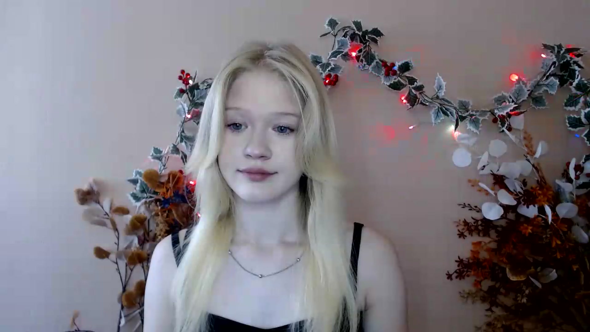Gallery image thumbnail from Angel_baby's myfreecams stream on, 07/10/2026, 15:17 image 14 of 20