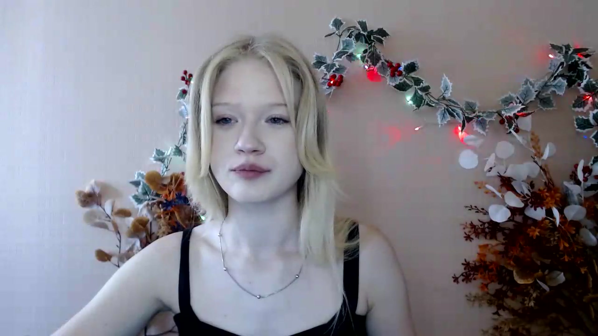 Gallery image thumbnail from Angel_baby's myfreecams stream on, 07/10/2026, 15:44 image 16 of 20