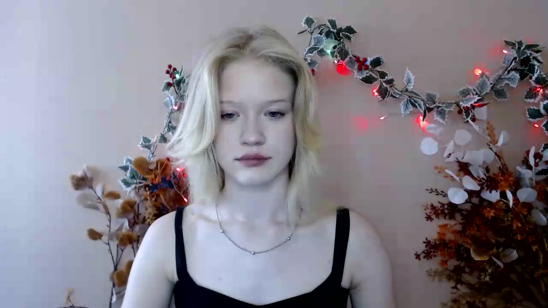 Gallery image thumbnail from Angel_baby's myfreecams stream on, 07/10/2026, 15:44 image 9 of 20