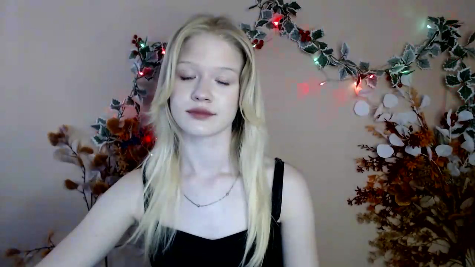 Gallery image thumbnail from Angel_baby's myfreecams stream on, 07/10/2026, 17:34 image 2 of 20