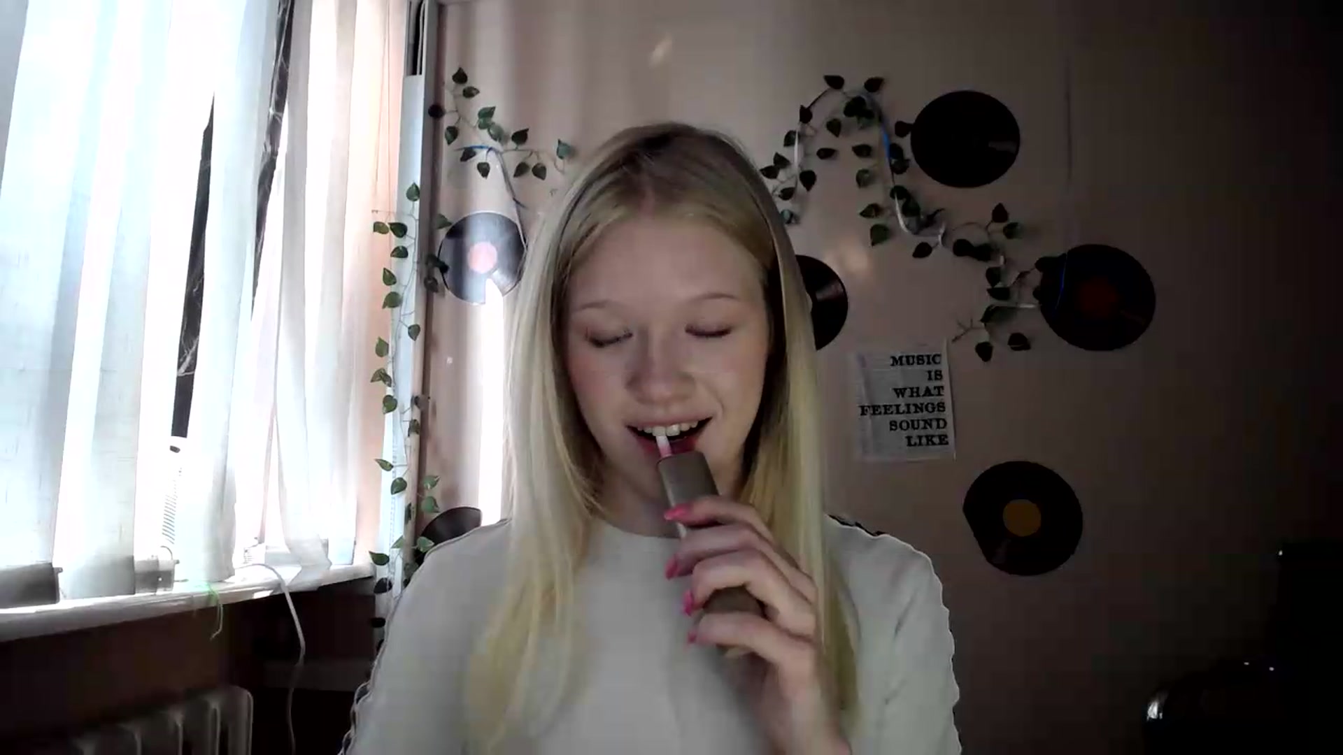 Gallery image thumbnail from Angel_baby's myfreecams stream on, 07/16/2026, 14:31 image 10 of 20