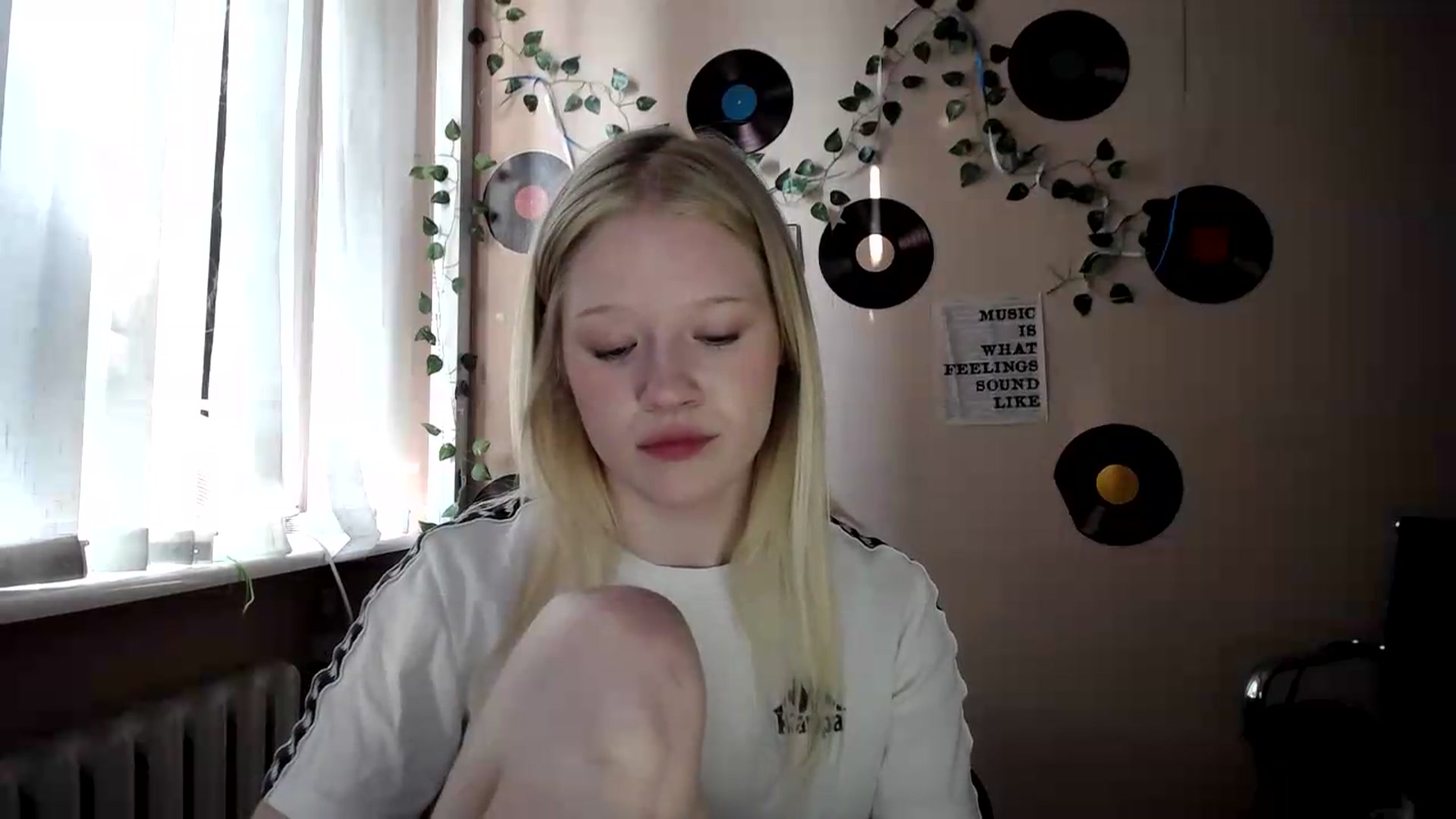 Gallery image thumbnail from Angel_baby's myfreecams stream on, 07/16/2026, 15:35 image 18 of 20