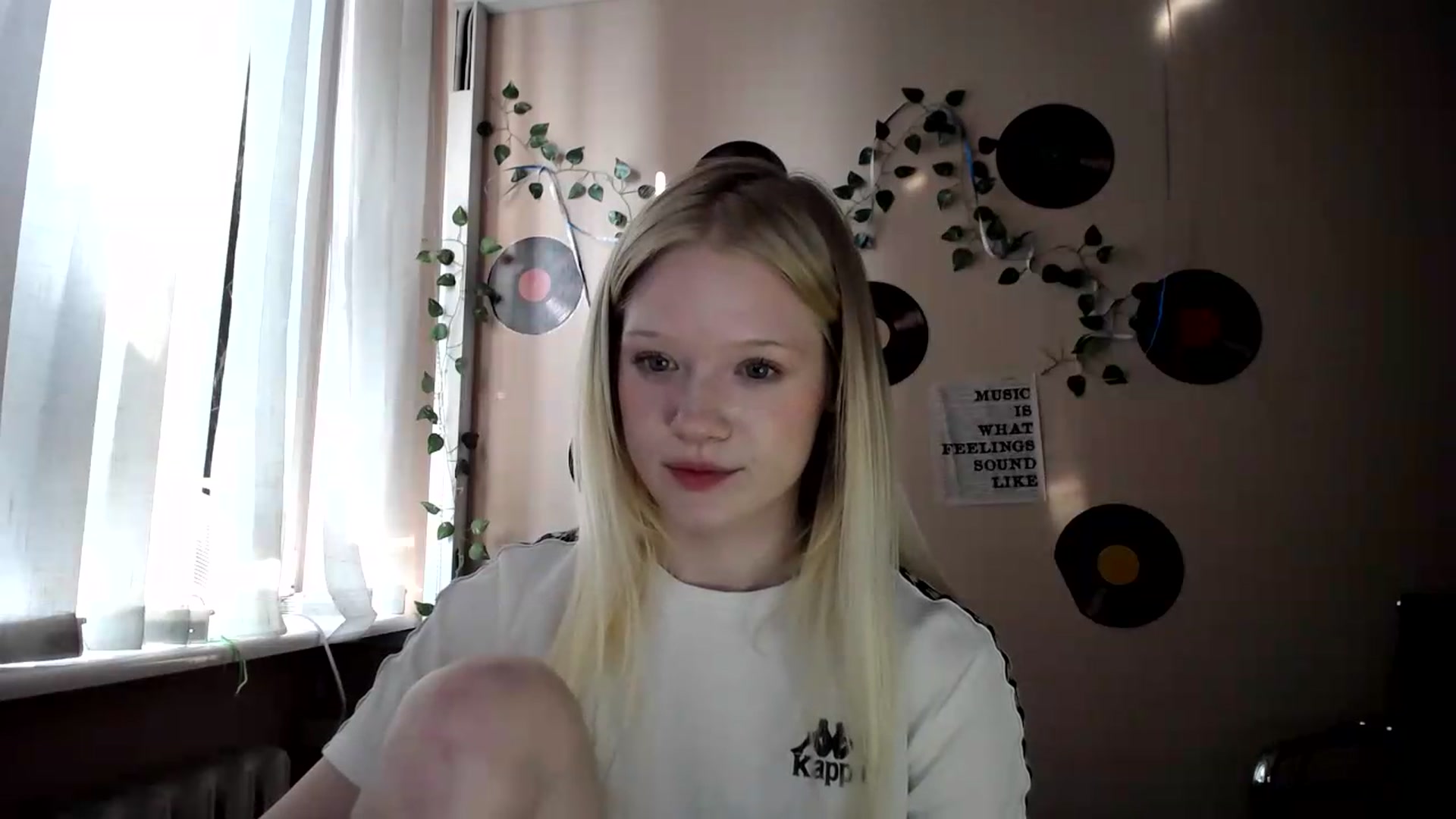 Gallery image thumbnail from Angel_baby's myfreecams stream on, 07/16/2026, 15:35 image 15 of 20