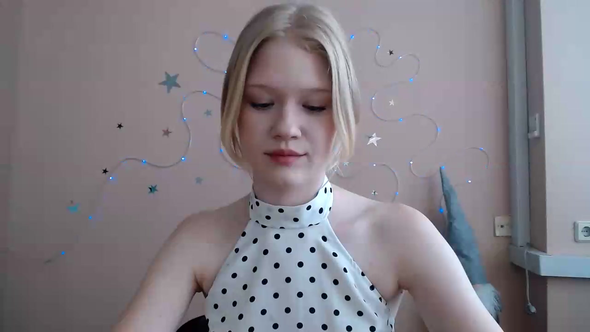 Gallery image thumbnail from Angel_baby's myfreecams stream on, 07/17/2026, 16:19 image 17 of 20